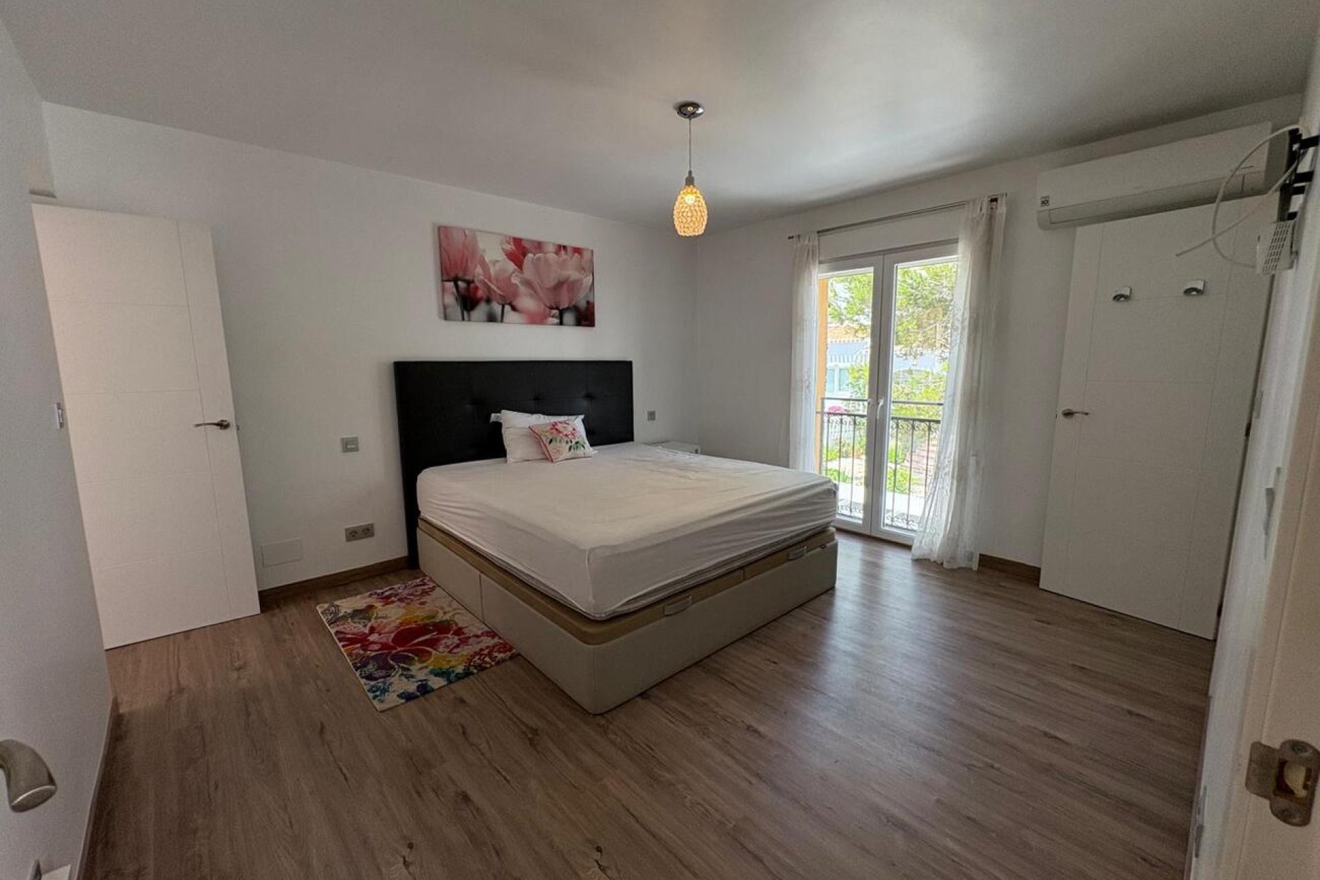 Resale - Villa -
Villamartin - Los Dolses