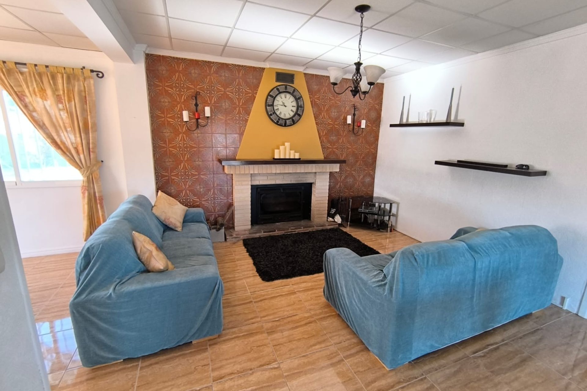 Resale - Villa -
Villena - Inland