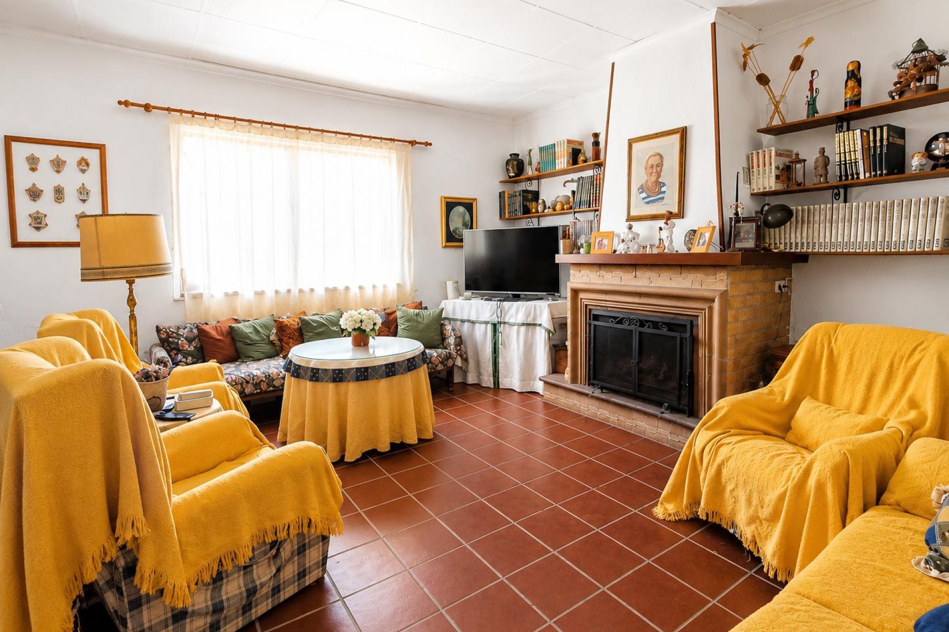 Resale - Villa -
Villena - Inland