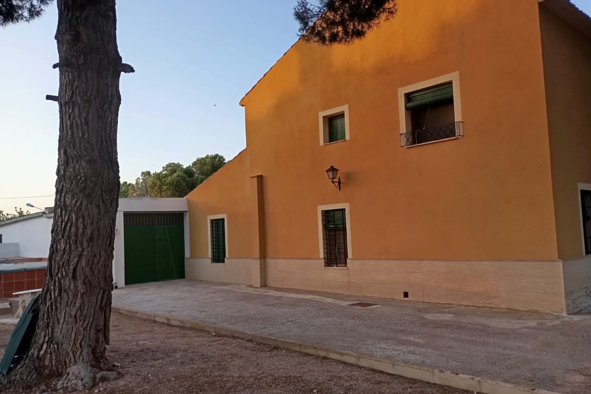 Resale - Villa -
Yecla - Inland