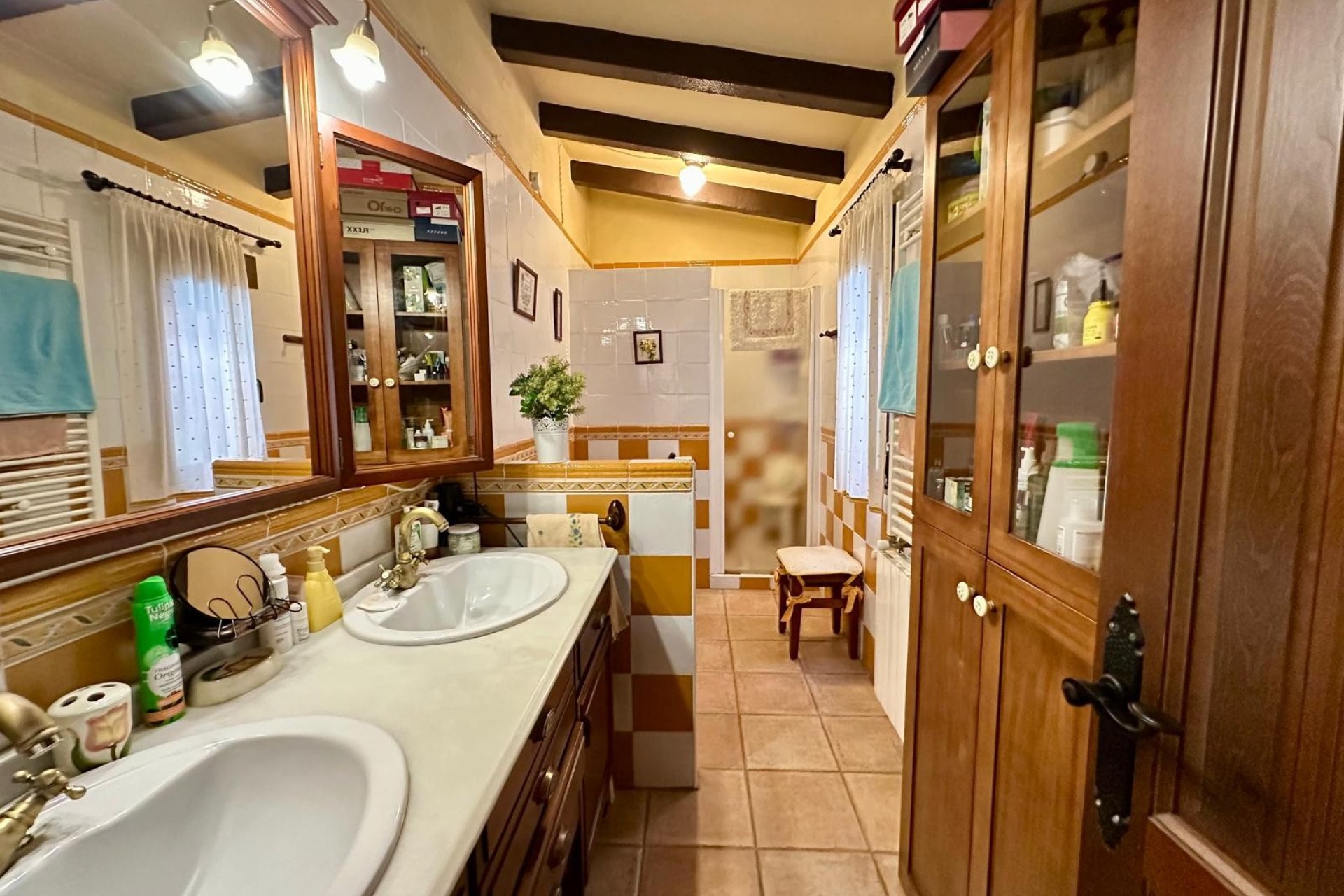 Resale - Villa -
Yecla - Inland