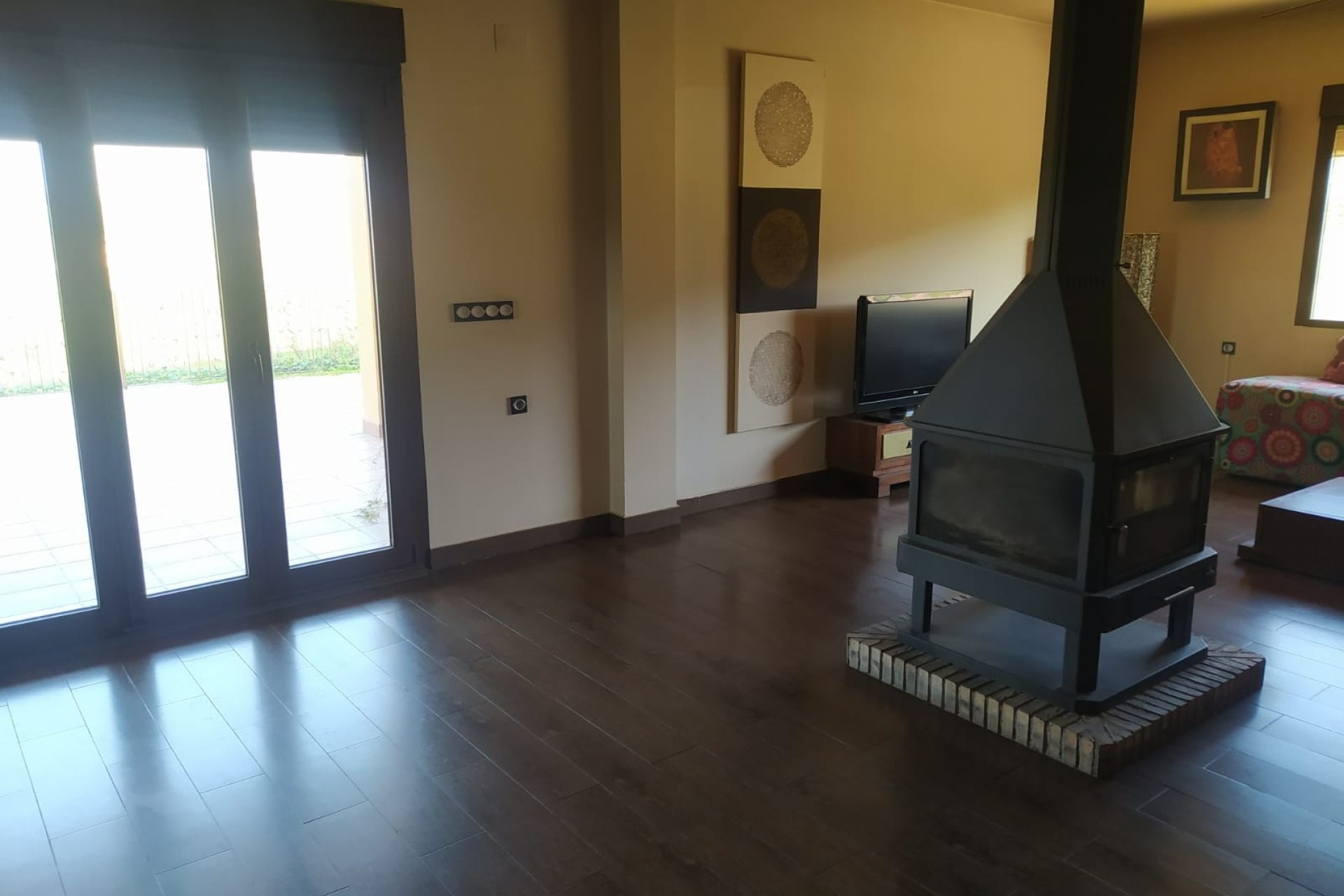 Resale - Villa -
Yecla - Inland