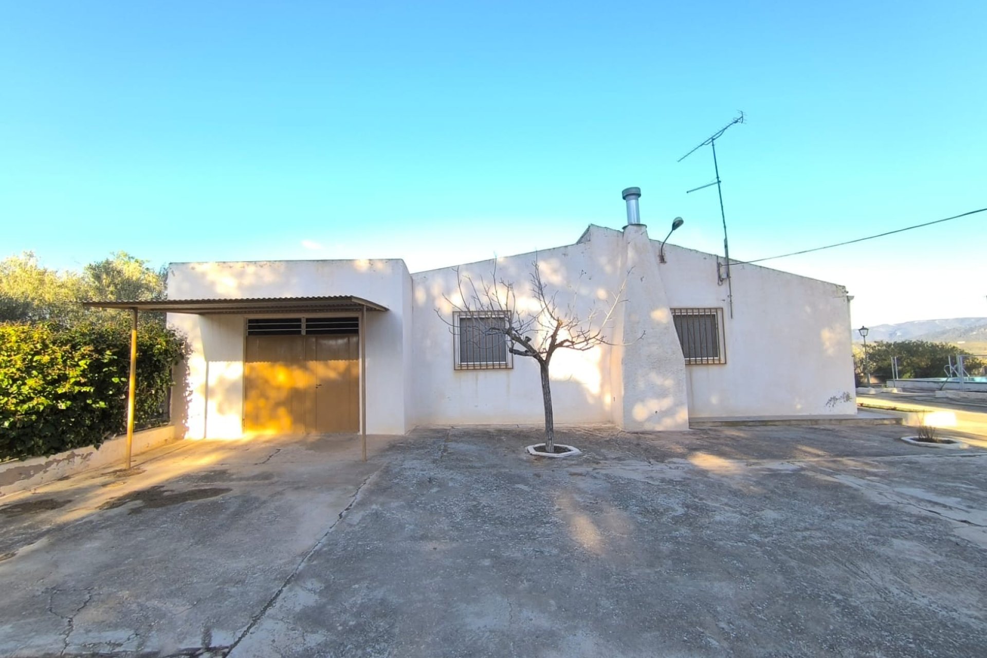 Resale - Villa -
Yecla - Inland