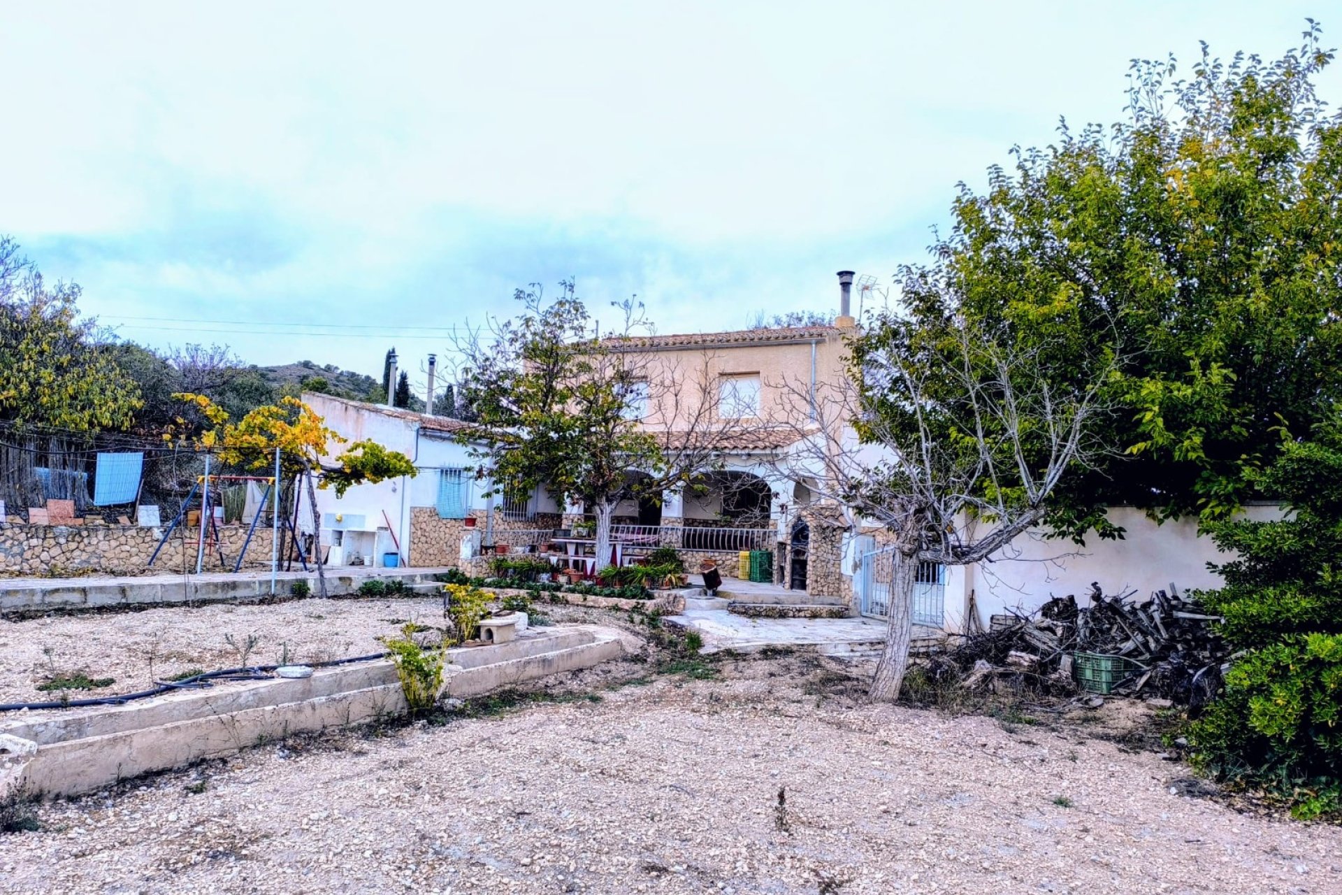 Resale - Villa -
Yecla - Inland