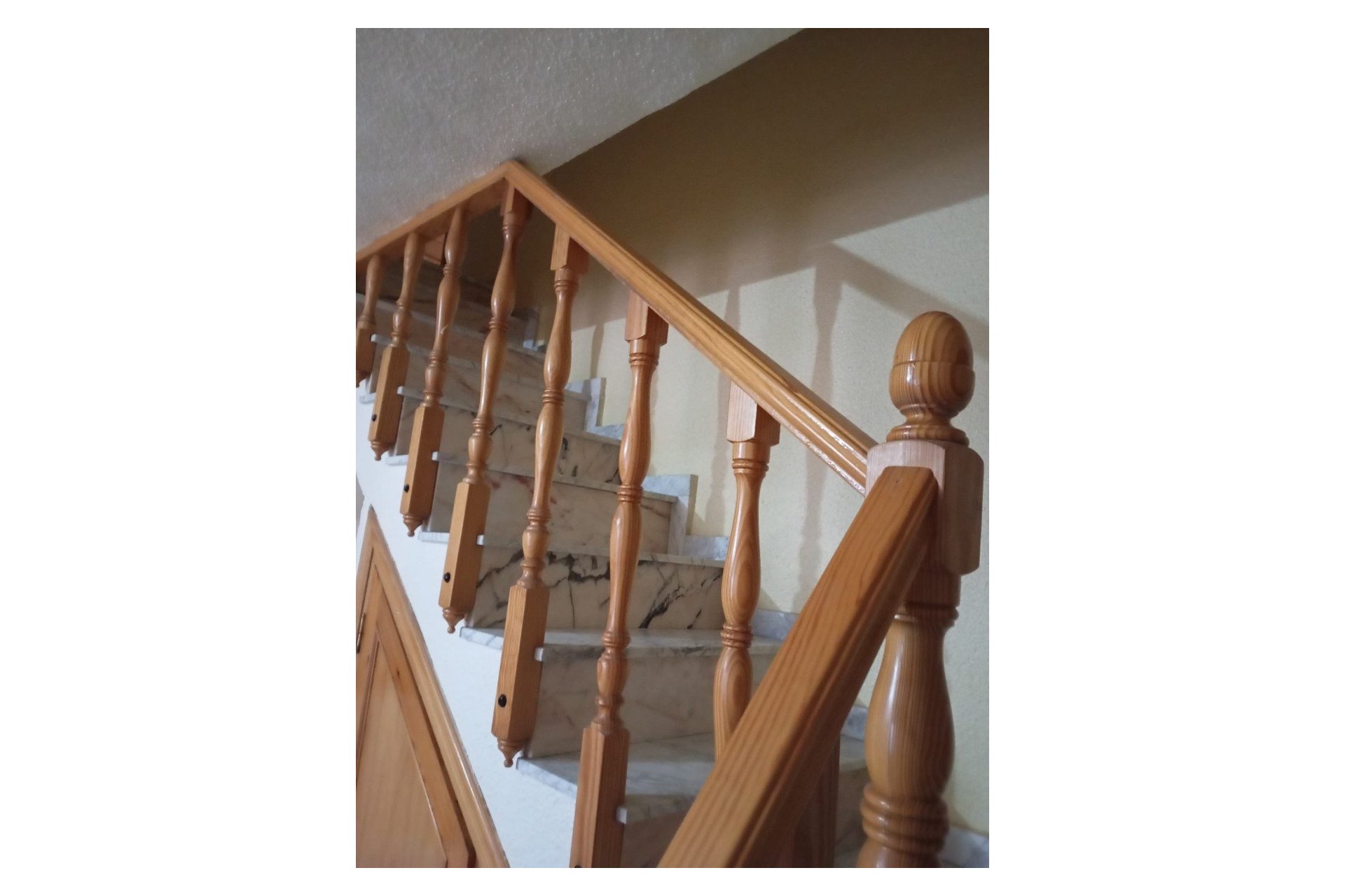 Resale - Villa -
Yecla - Inland