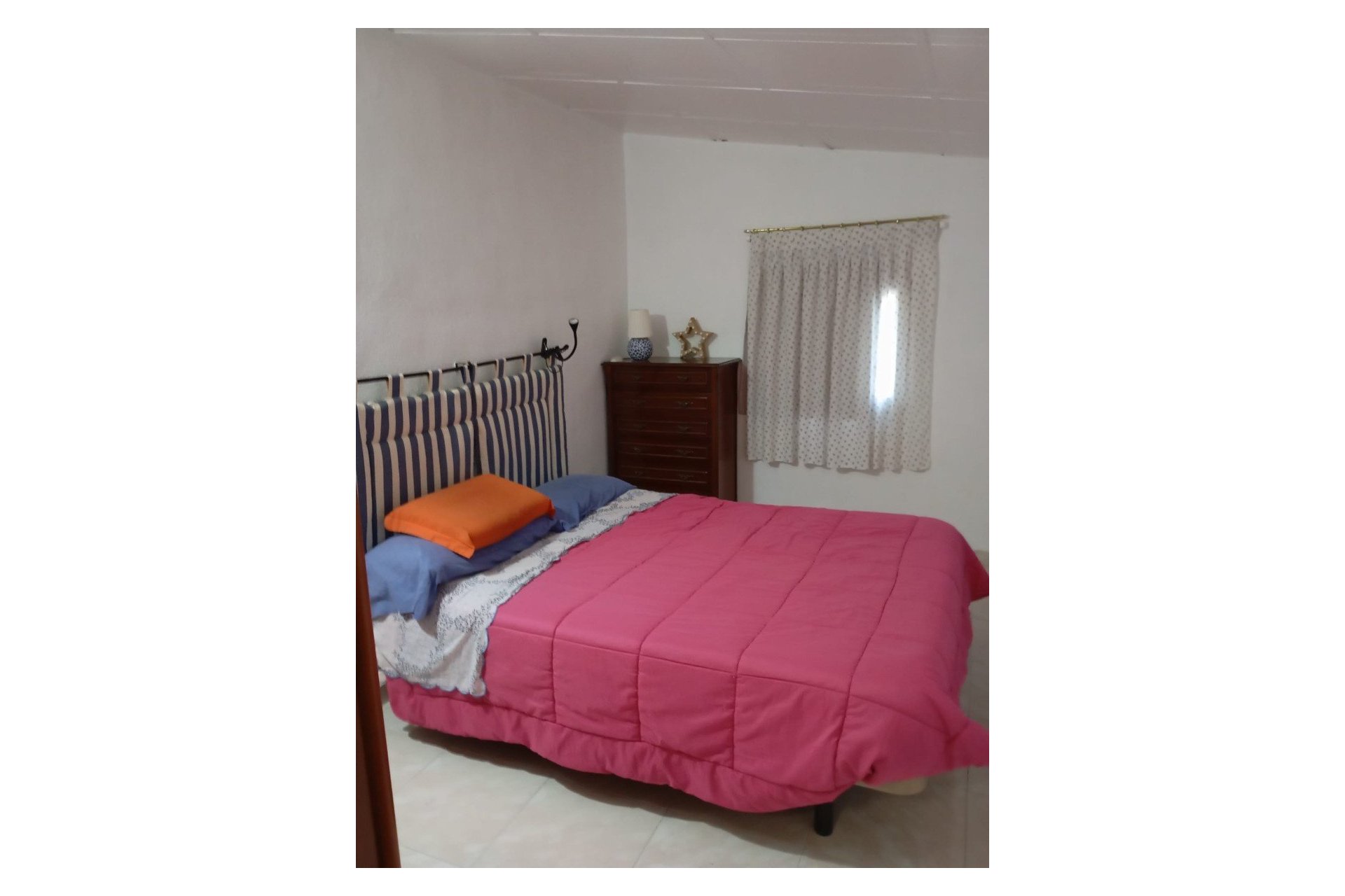 Resale - Villa -
Yecla - Inland