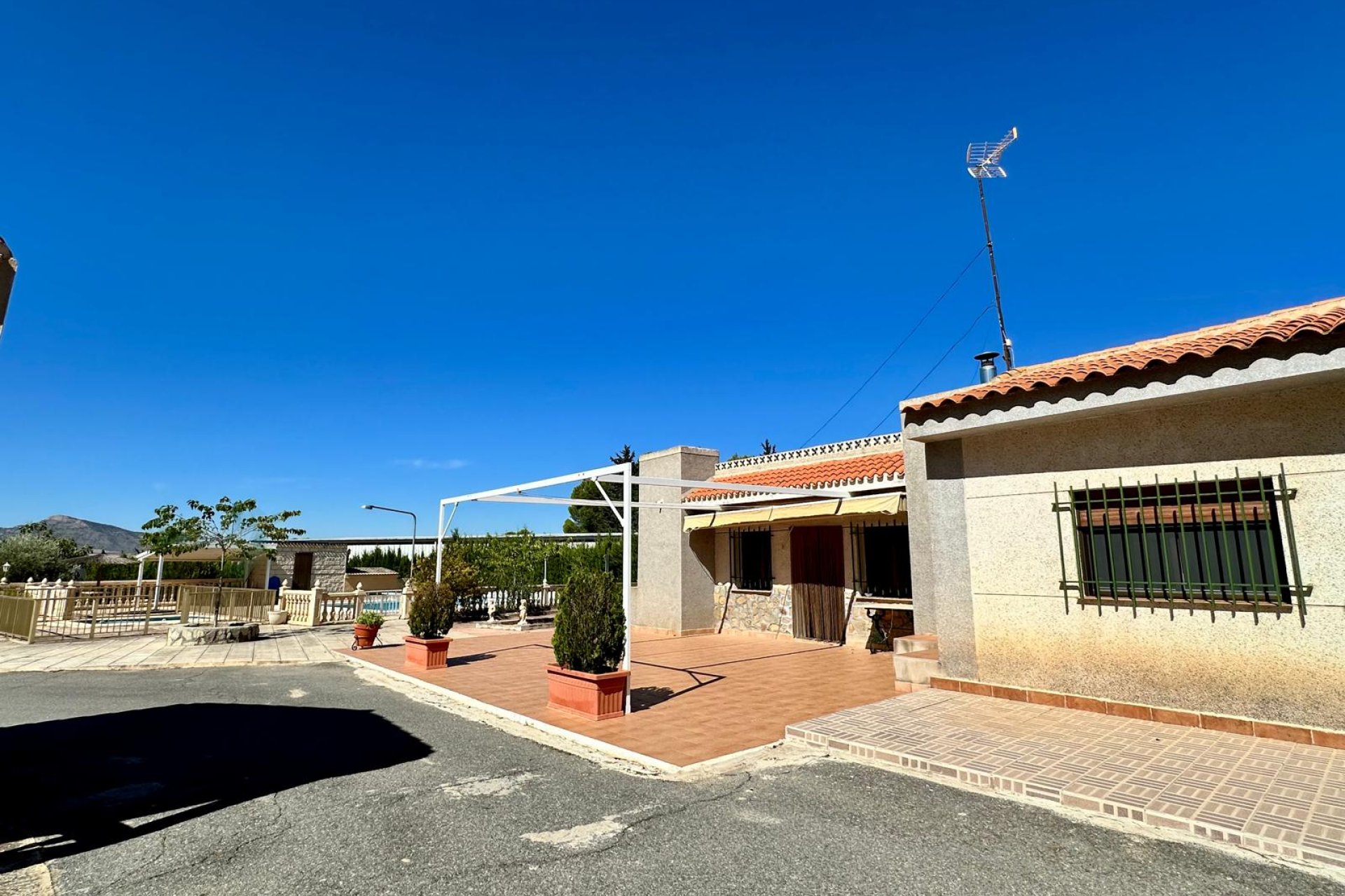 Resale - Villa -
Yecla - Inland