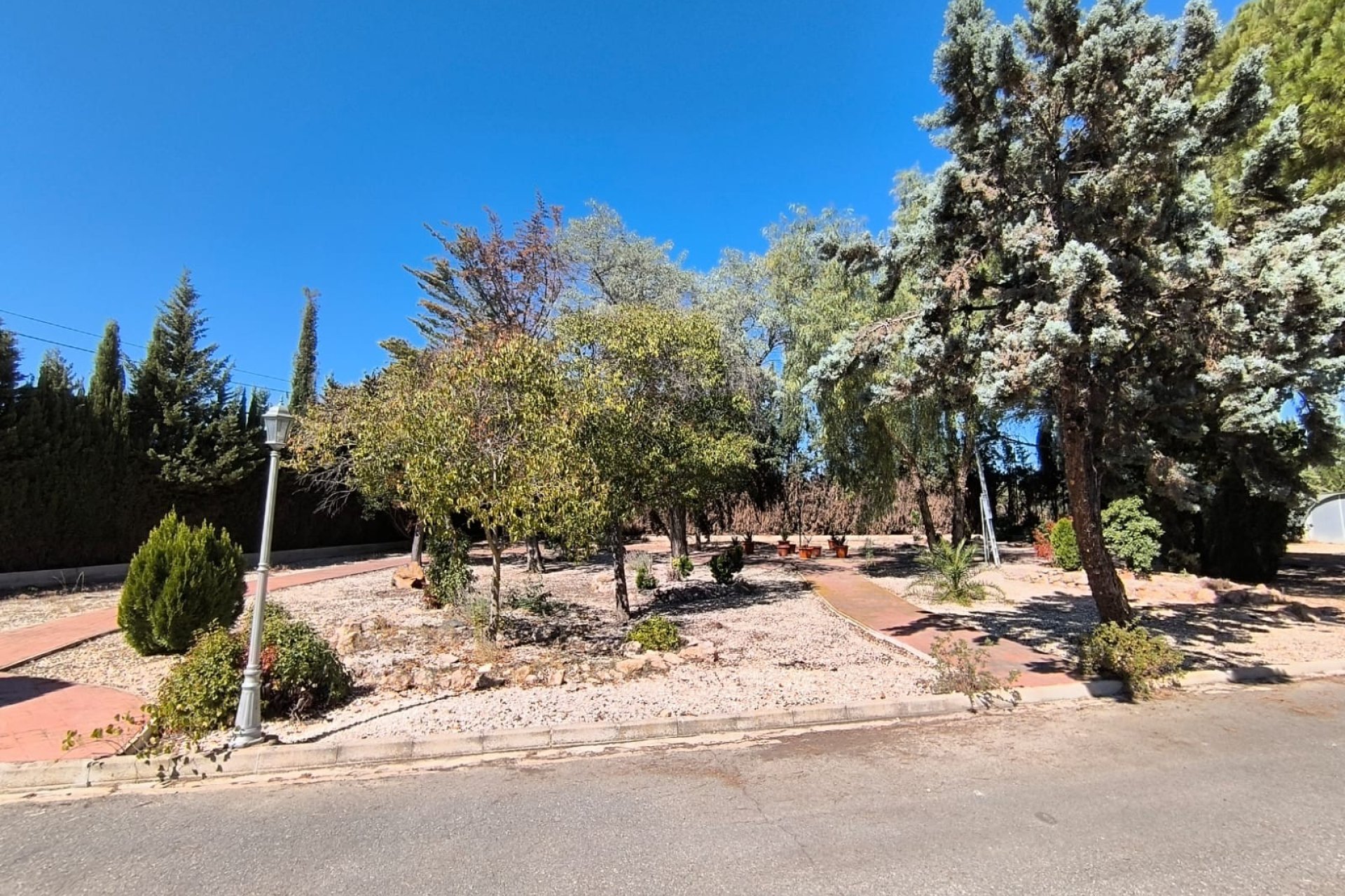 Resale - Villa -
Yecla - Inland