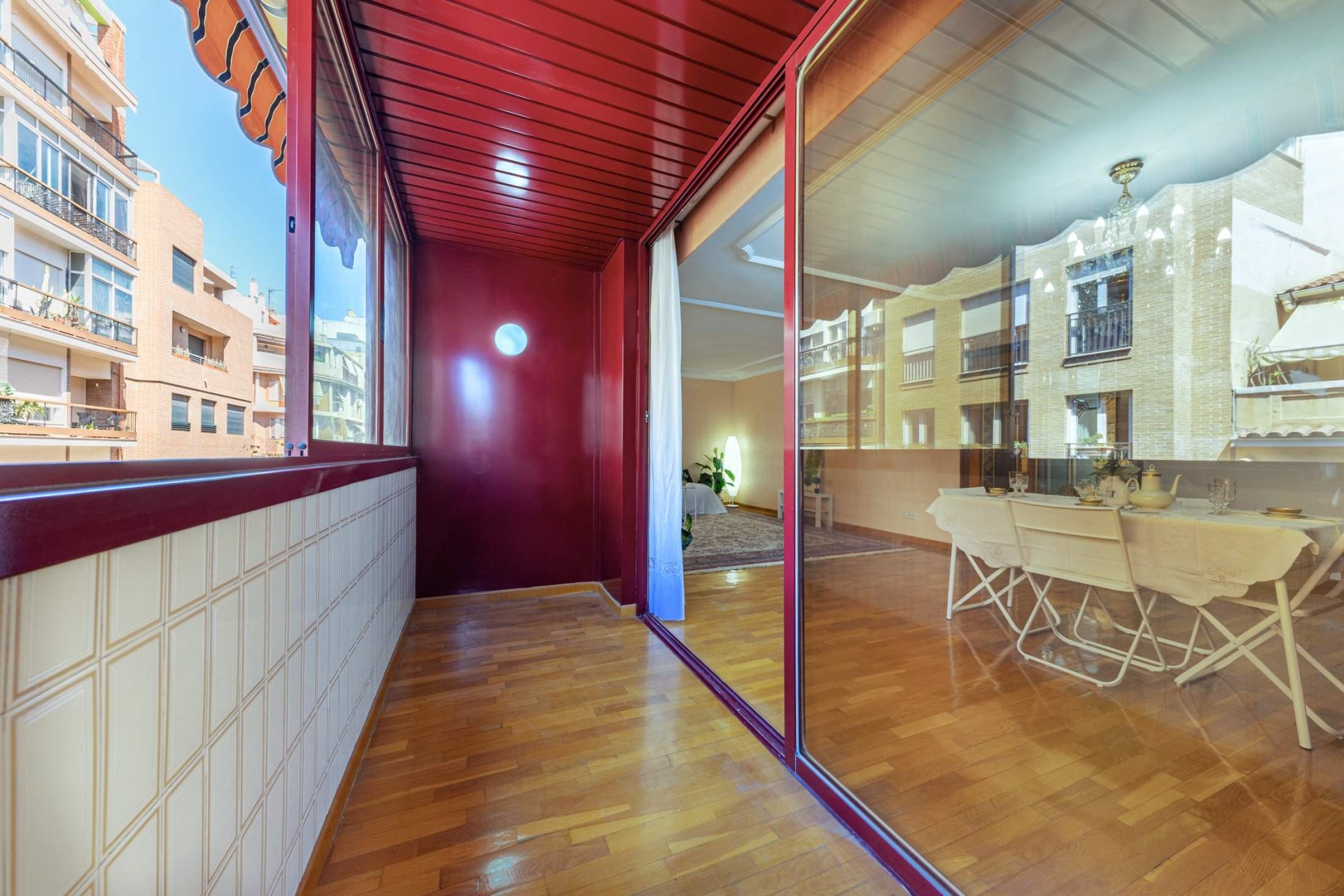Revânzare - Apartament -
Alicante - Centro
