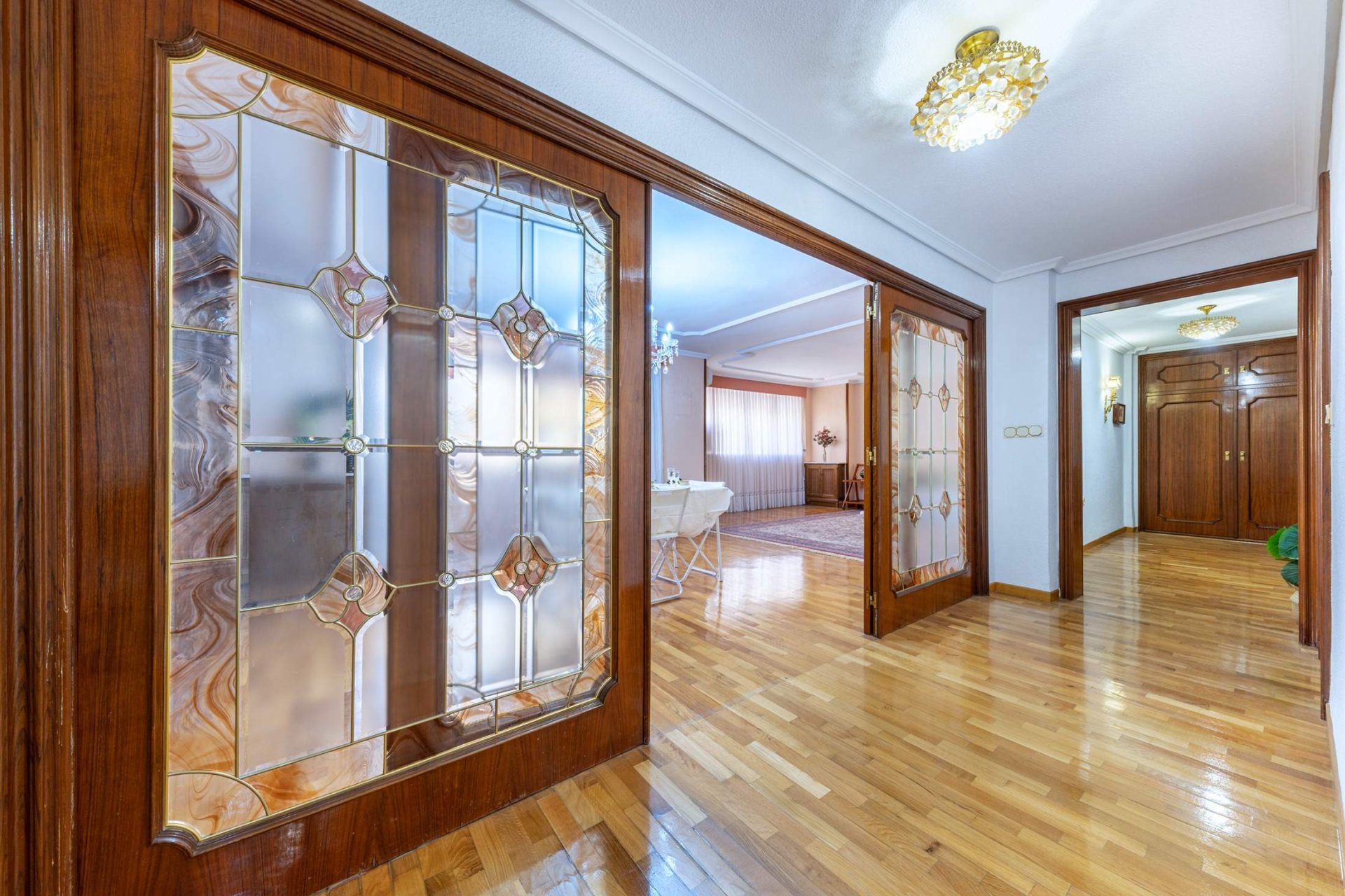 Revânzare - Apartament -
Alicante - Centro