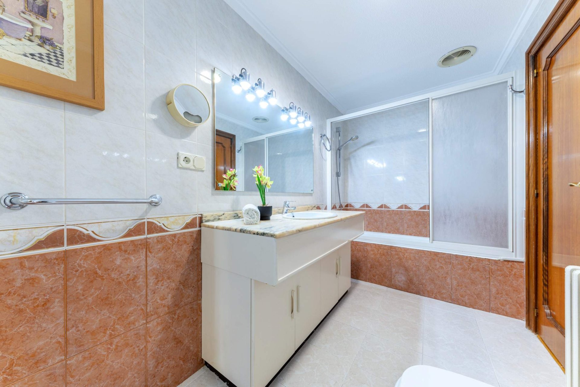 Revânzare - Apartament -
Alicante - Centro