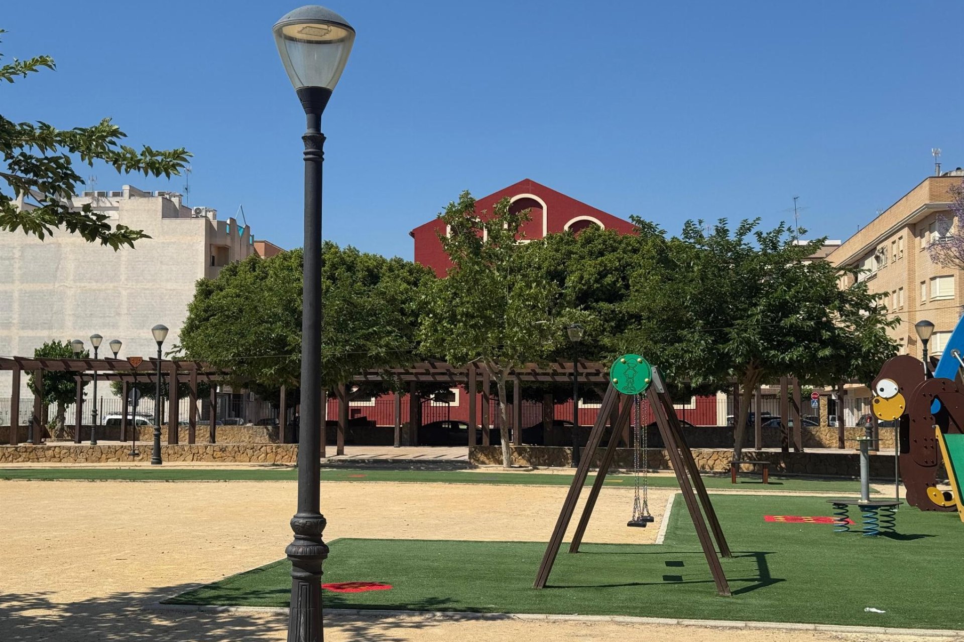 Revânzare - Apartament -
Almoradí - Inland