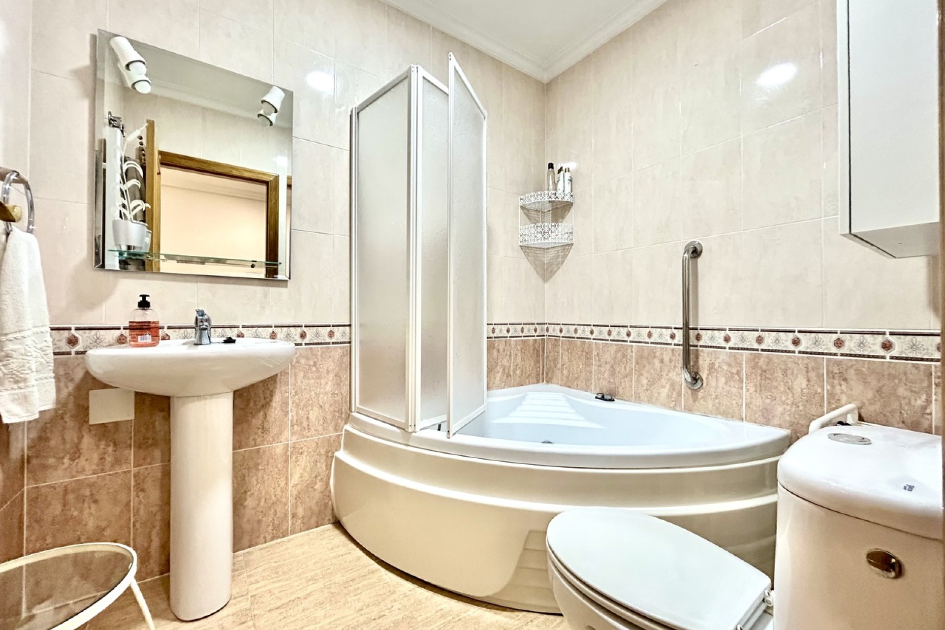 Revânzare - Apartament -
Almoradí - Inland