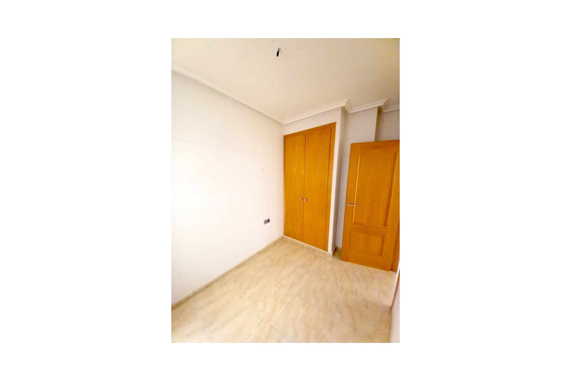 Revânzare - Apartament -
Almoradí - Inland