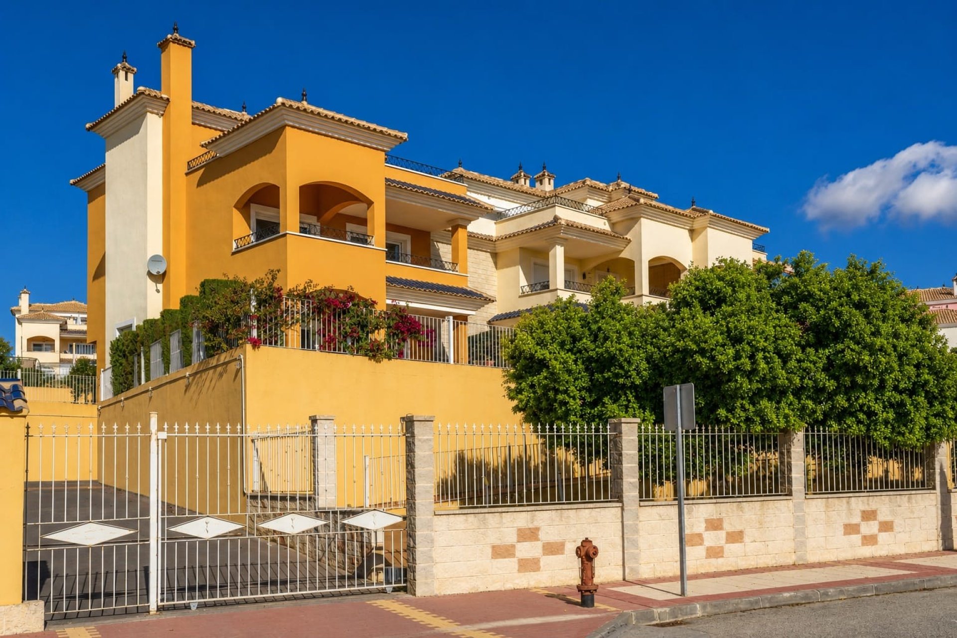 Revânzare - Apartament -
Altaona Golf and Country Club - Inland