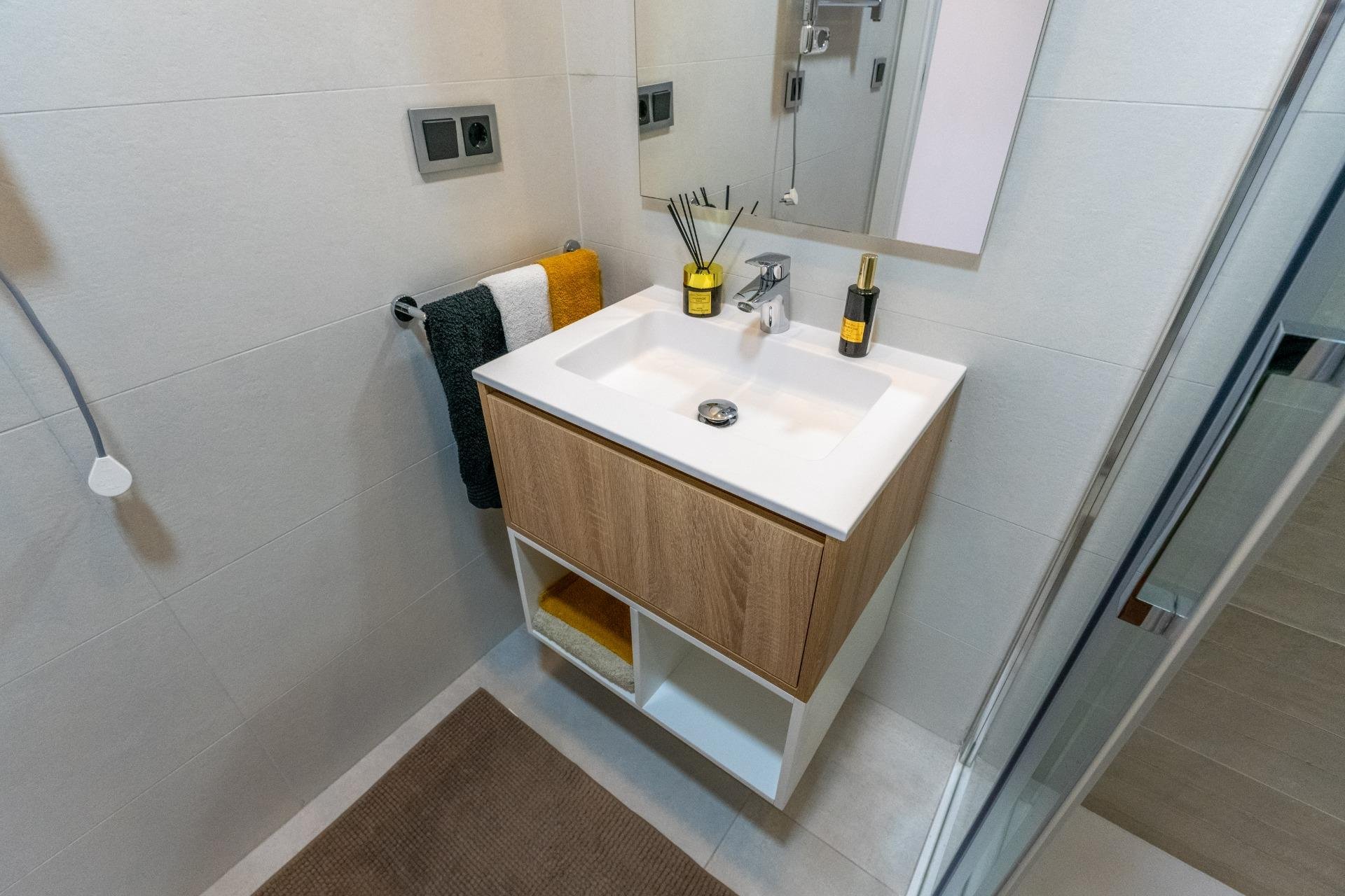 Revânzare - Apartament -
Benidorm - Playa de Poniente