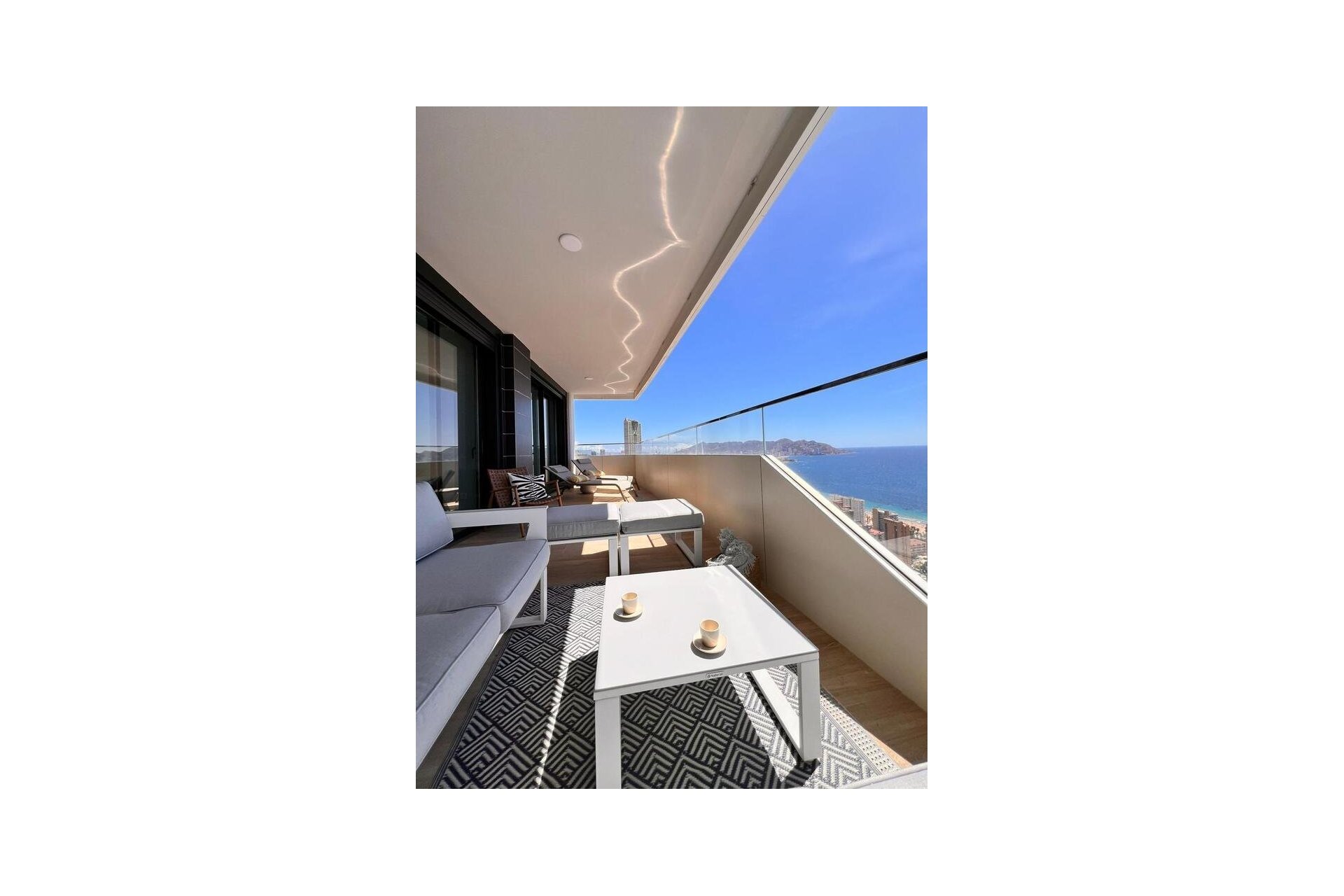Revânzare - Apartament -
Benidorm - Playa de Poniente