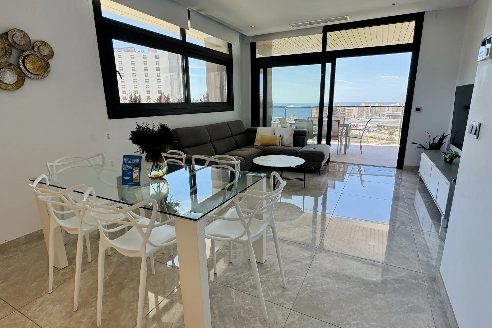 Revânzare - Apartament -
Benidorm - Playa de Poniente