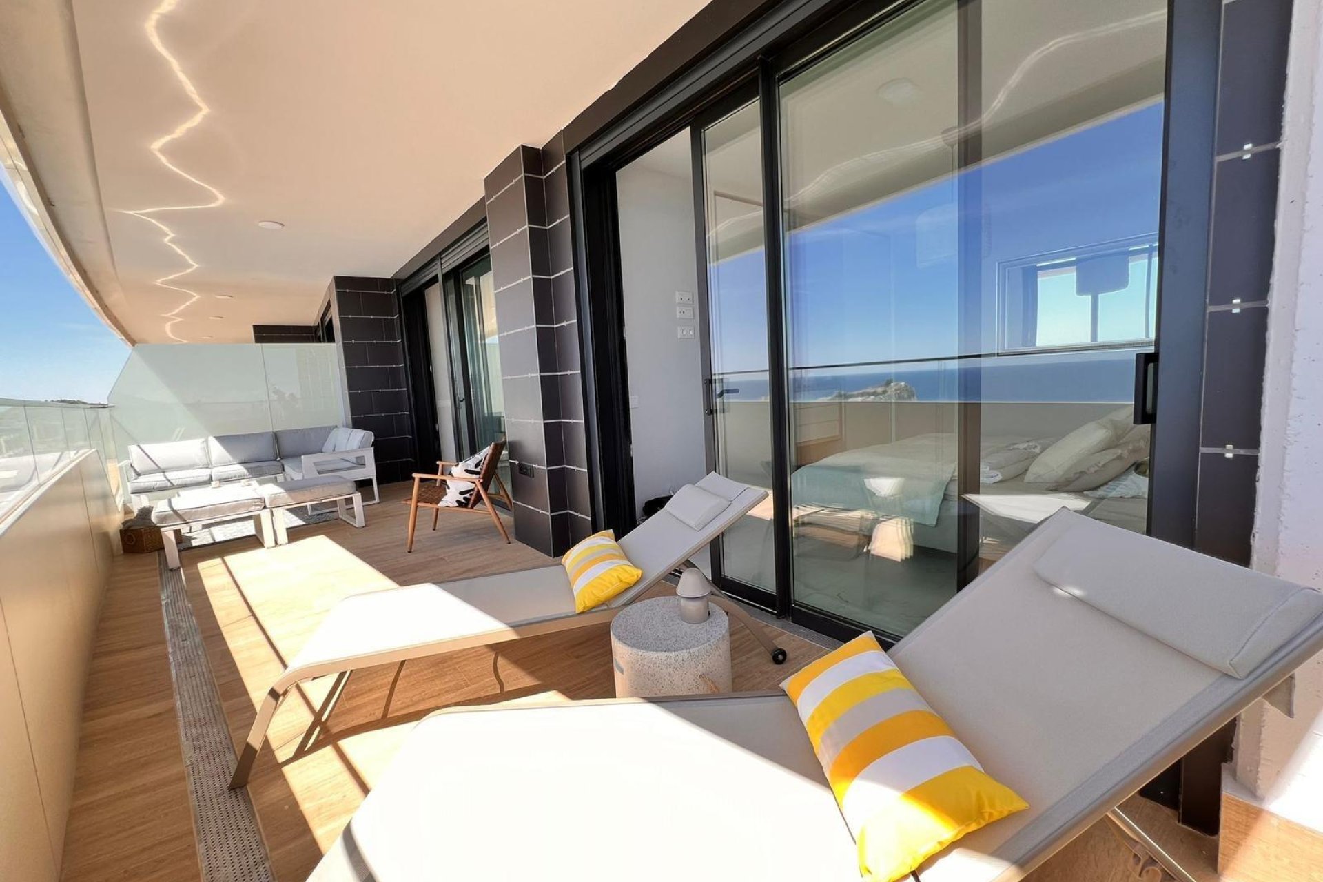 Revânzare - Apartament -
Benidorm - Poniente