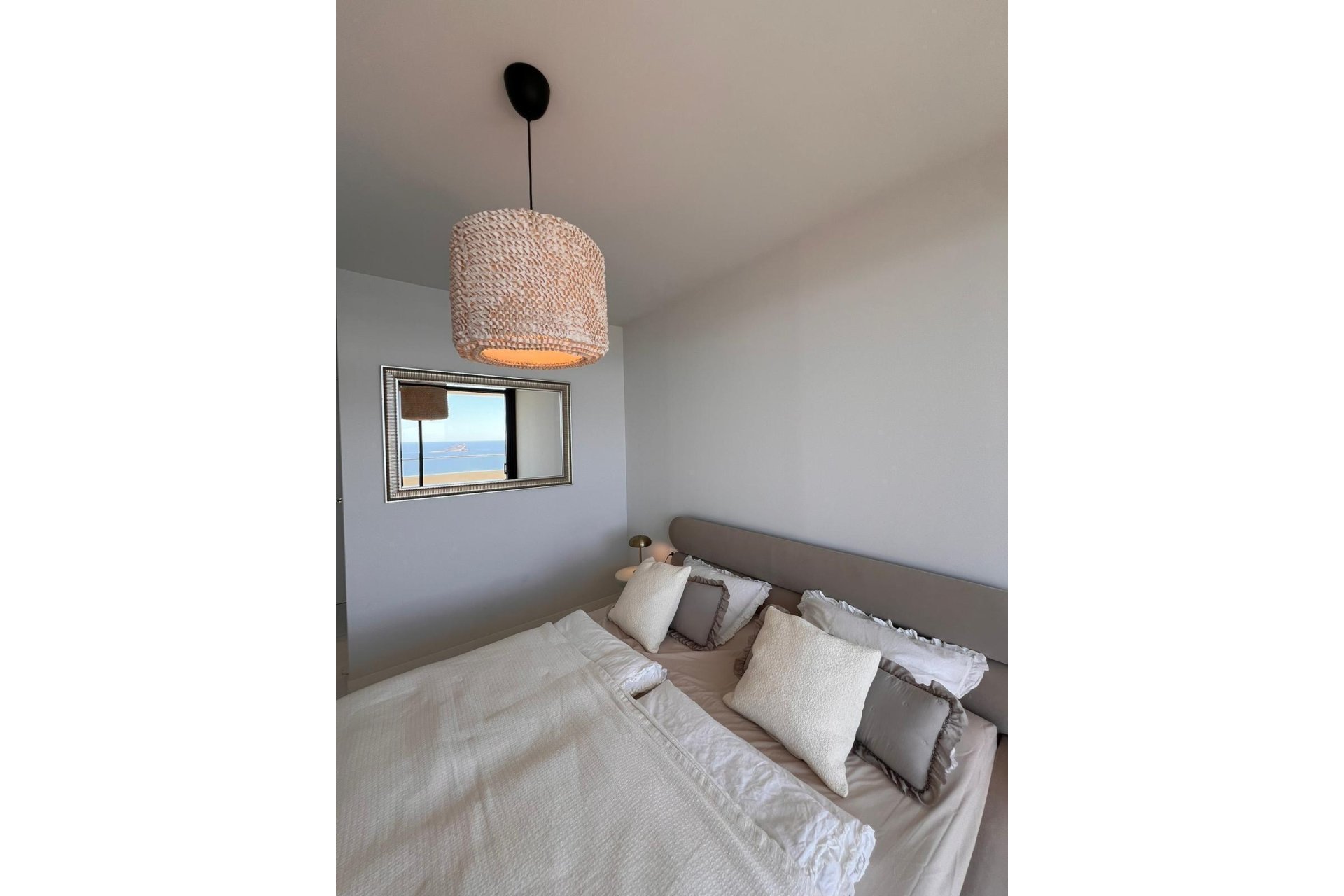 Revânzare - Apartament -
Benidorm - Poniente