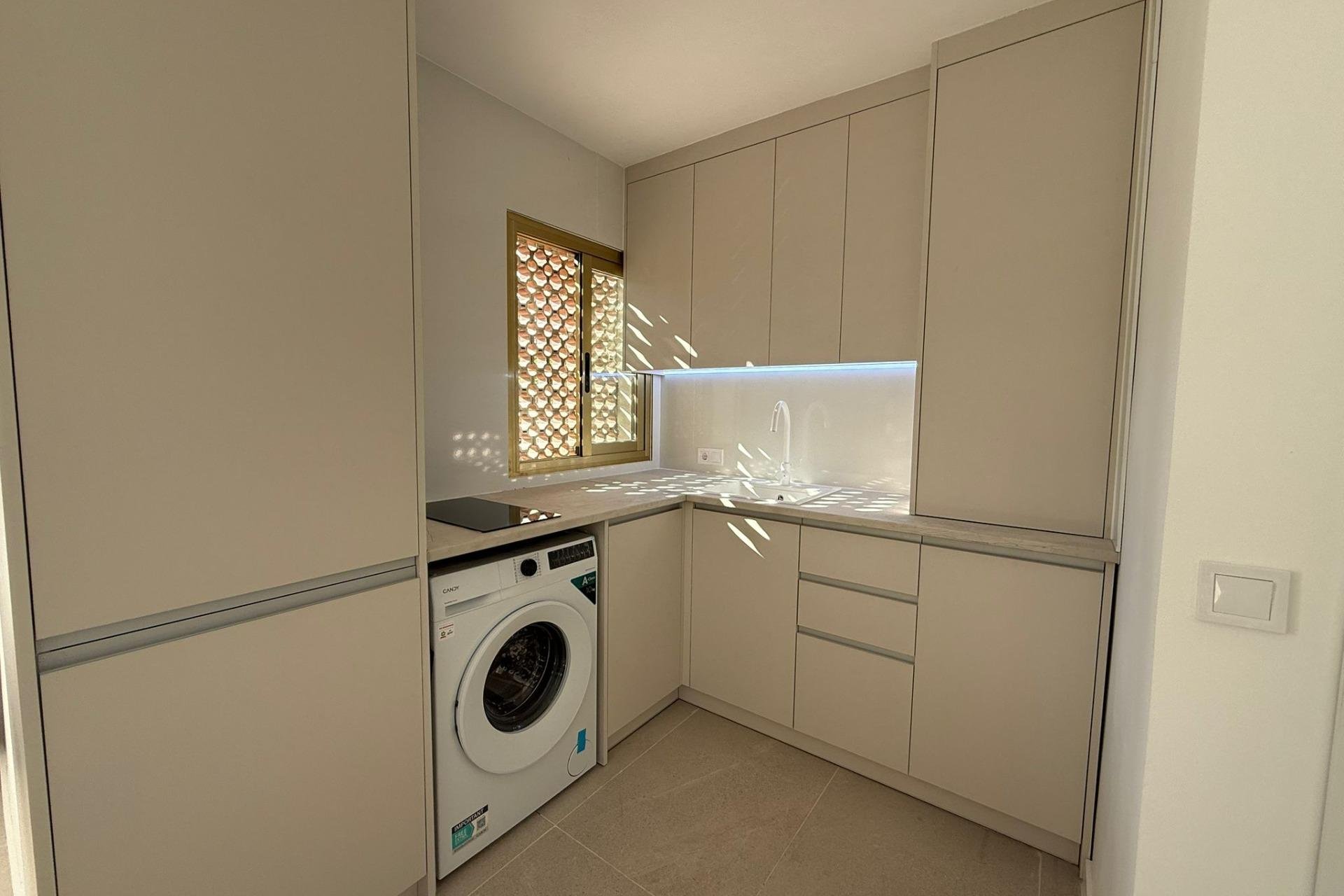 Revânzare - Apartament -
Benidorm - Rincón de Loix