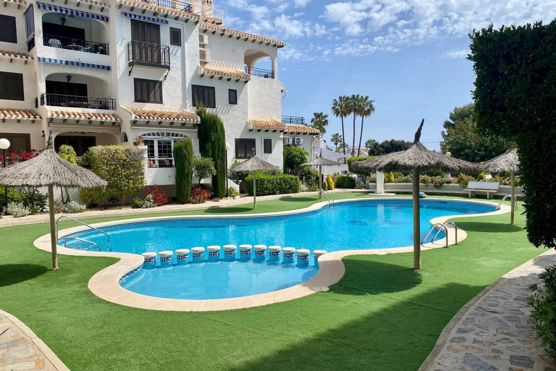 Revânzare - Apartament -
Cabo Roig