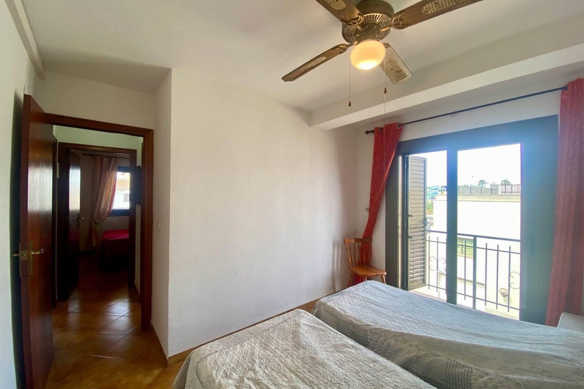 Revânzare - Apartament -
Cabo Roig