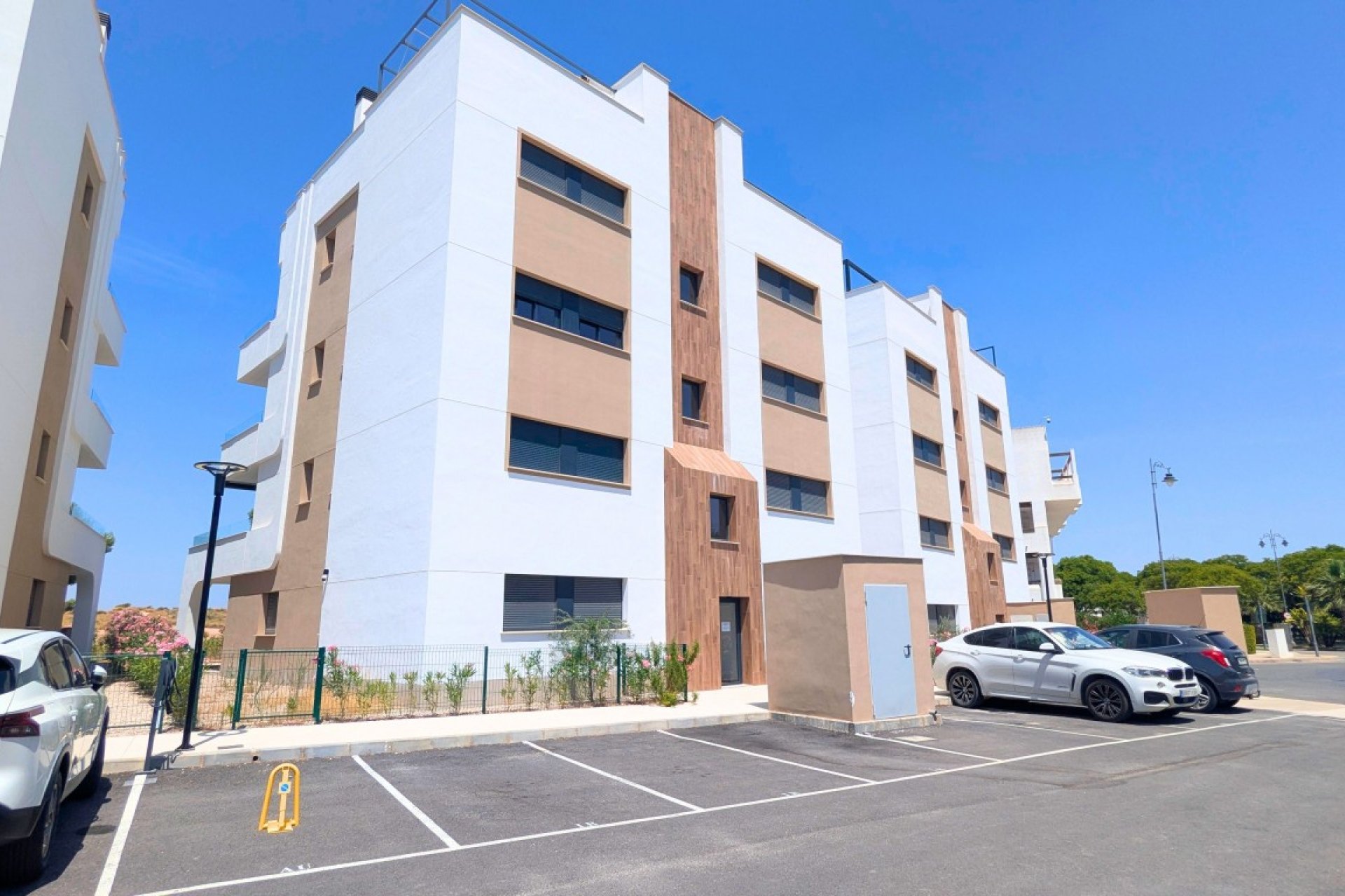 Revânzare - Apartament -
Condado de Alhama - Inland