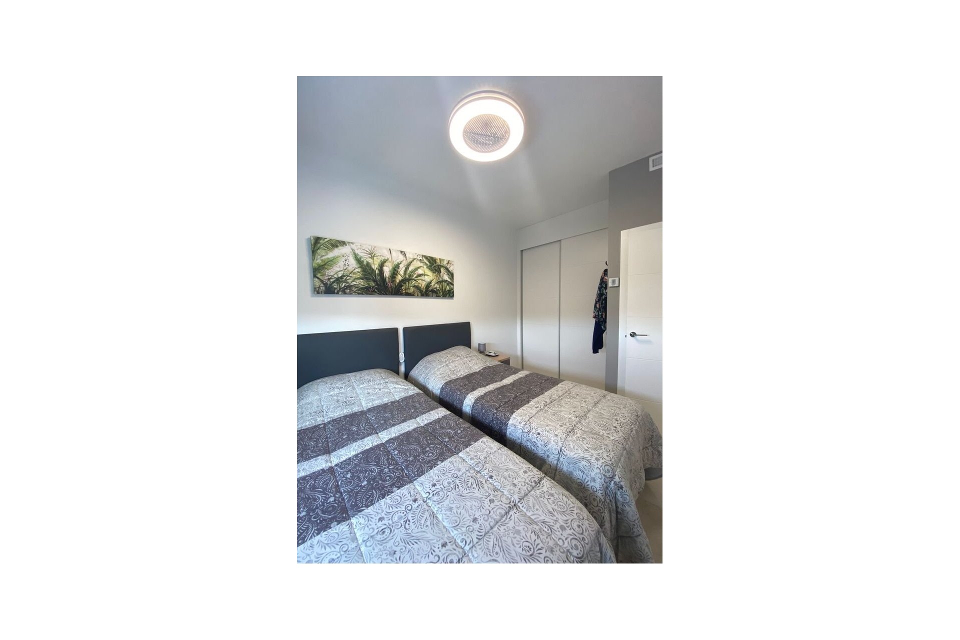 Revânzare - Apartament -
Dehesa de Campoamor - Las Filipinas