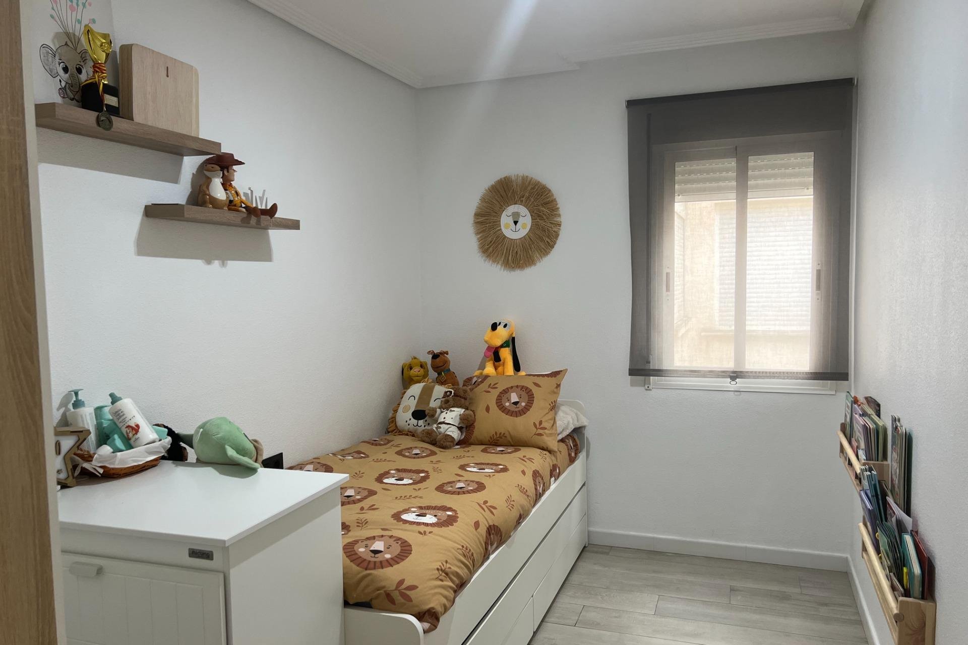 Revânzare - Apartament -
Dolores - Comunidad Valenciana