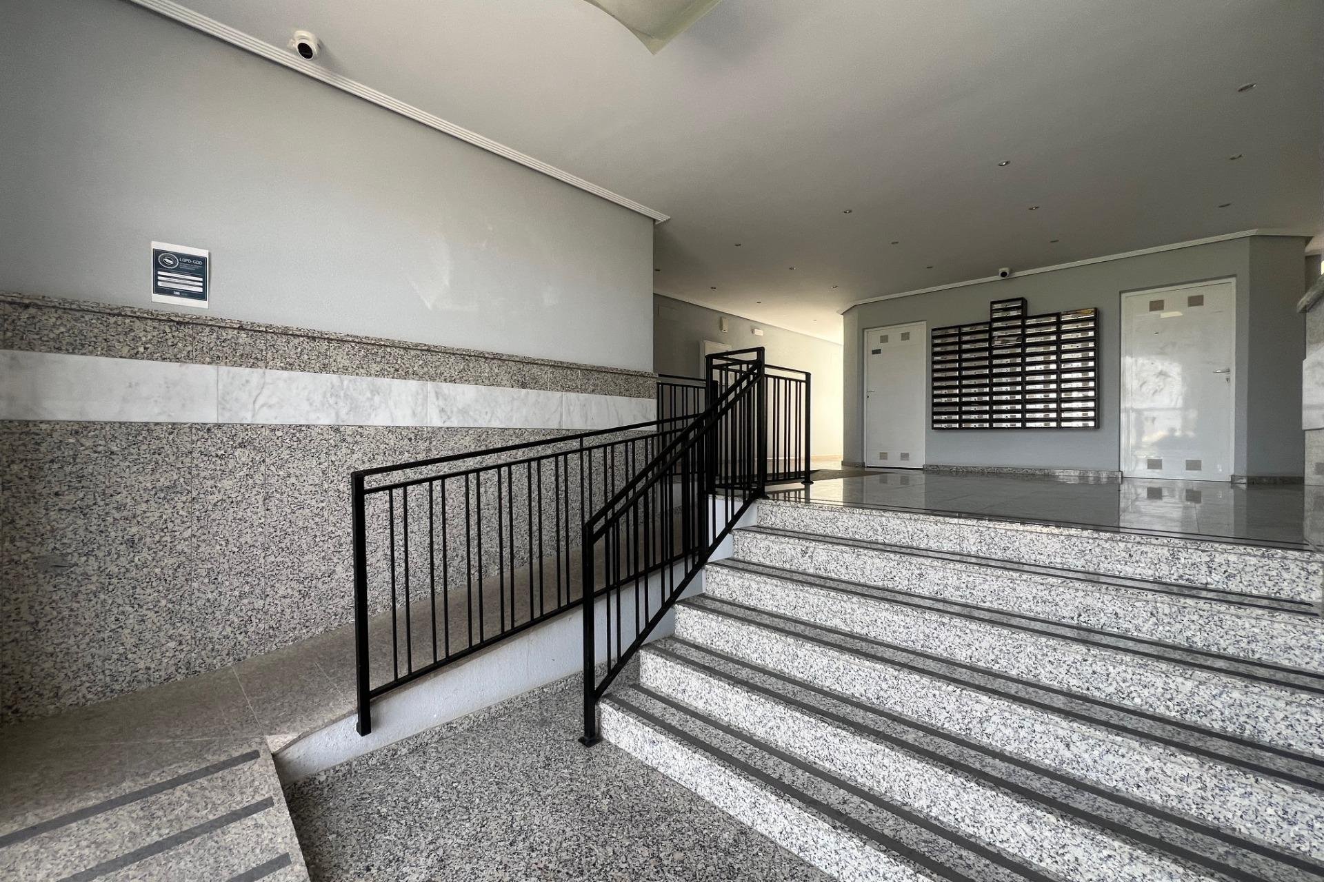 Revânzare - Apartament -
Dolores - Comunidad Valenciana