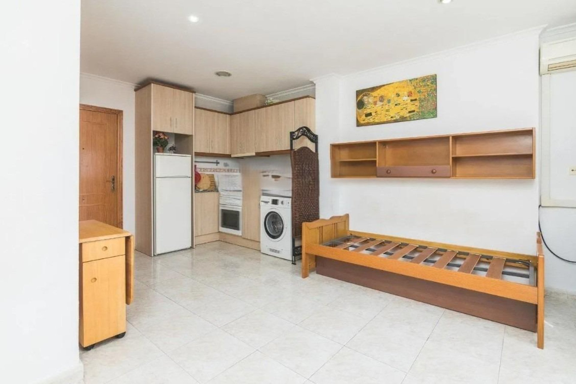 Revânzare - Apartament -
El Altet - Balsares