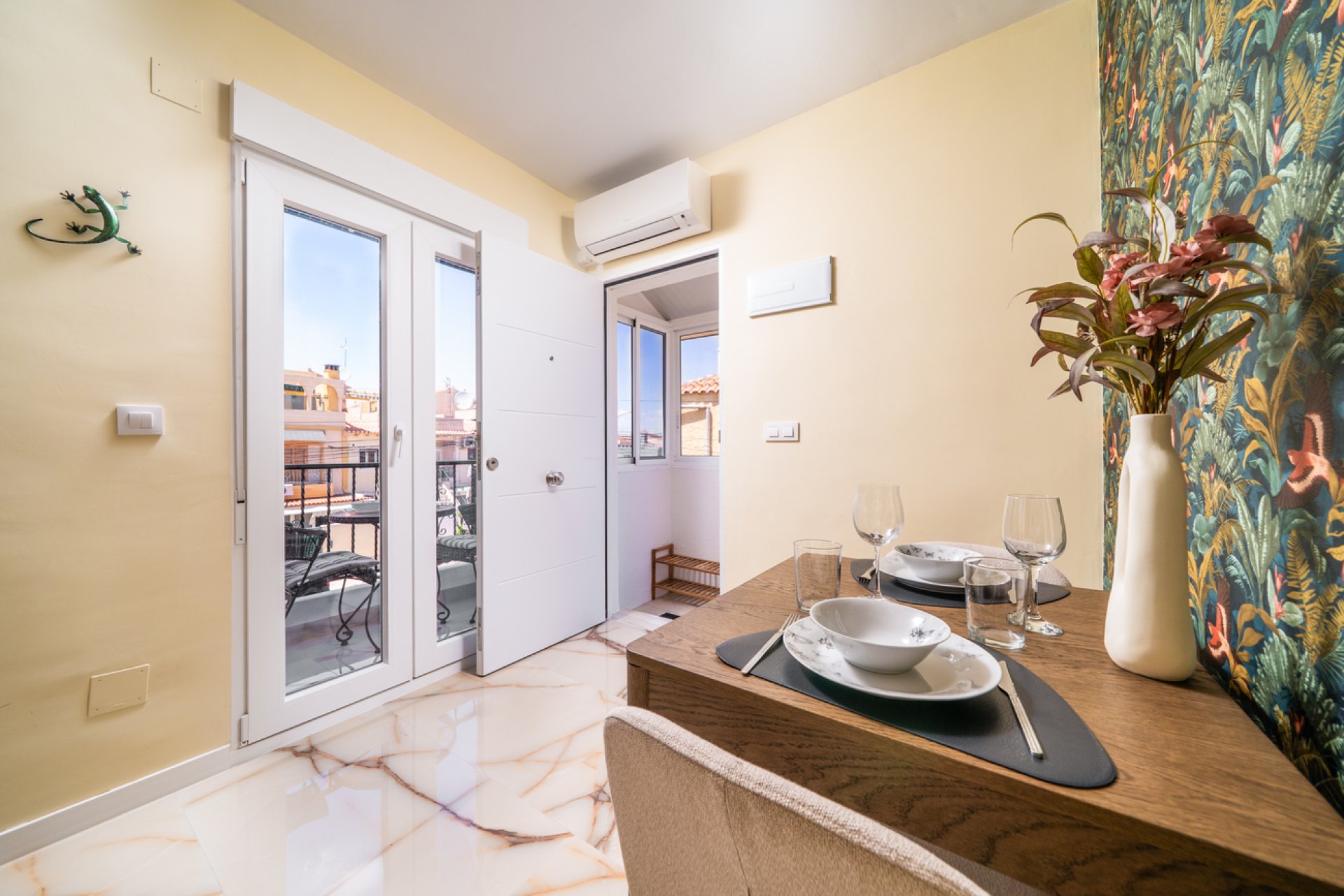 Revânzare - Apartament -
El Chaparral - Costa Blanca