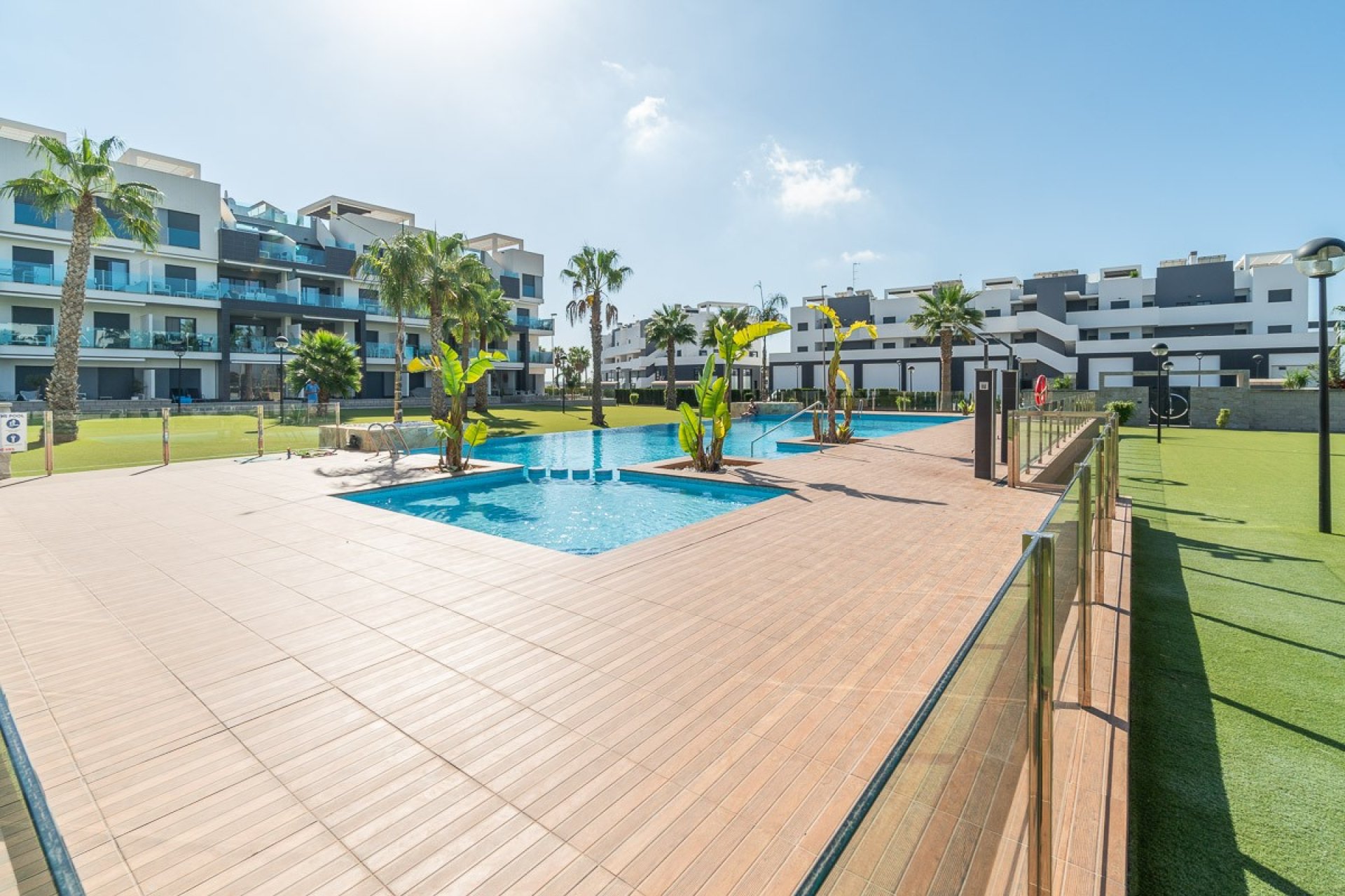 Revânzare - Apartament -
El Raso - Costa Blanca