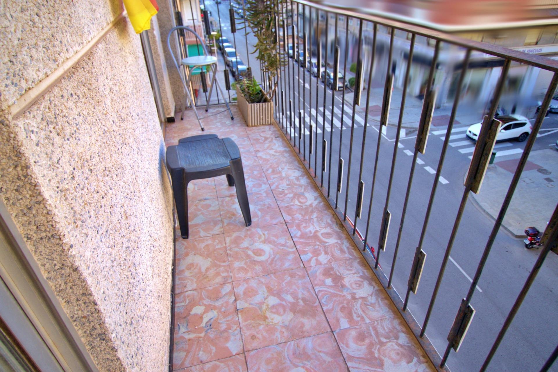 Revânzare - Apartament -
Elche - Plaza Crevillente-juzgados