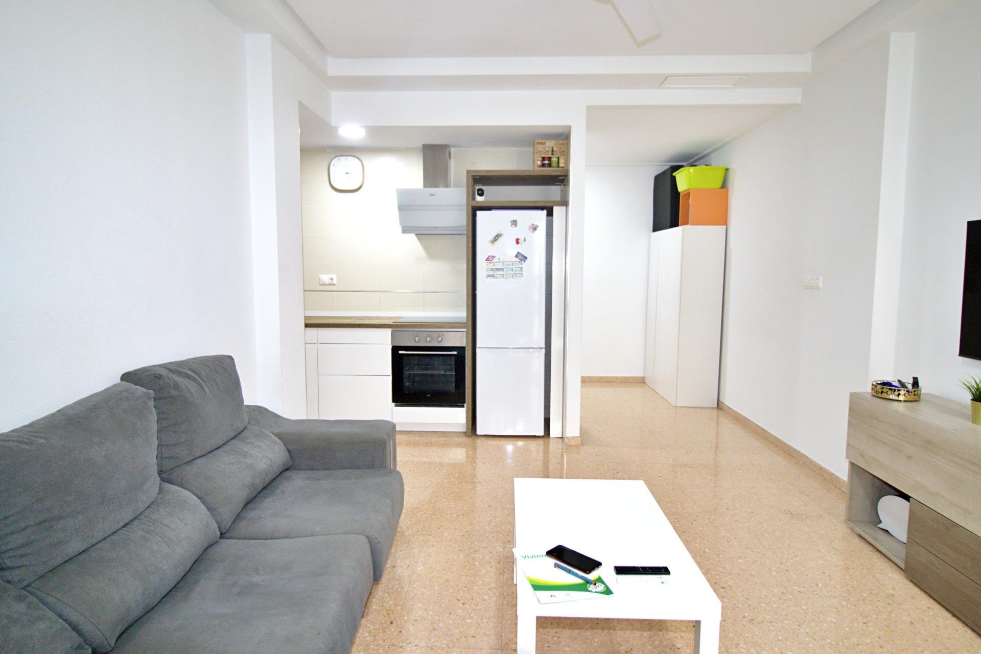 Revânzare - Apartament -
Elche - Plaza Madrid