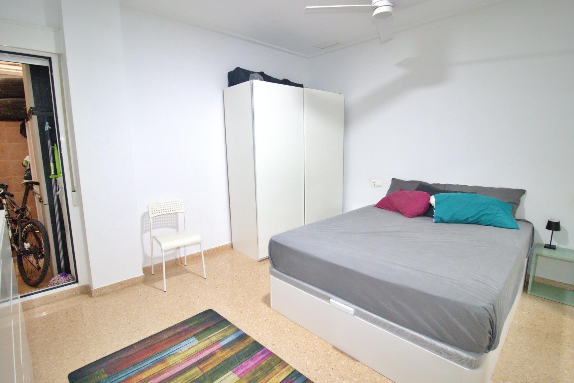 Revânzare - Apartament -
Elche - Plaza Madrid