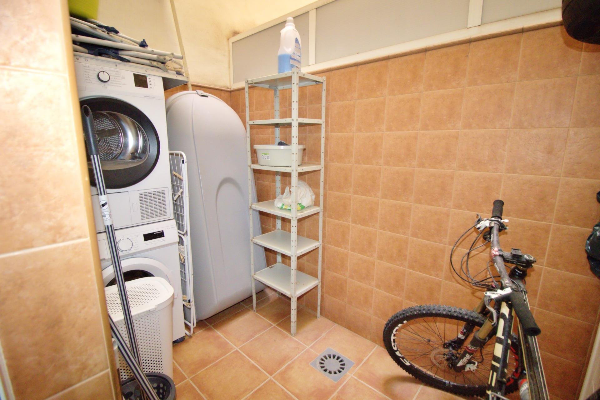 Revânzare - Apartament -
Elche - Plaza Madrid