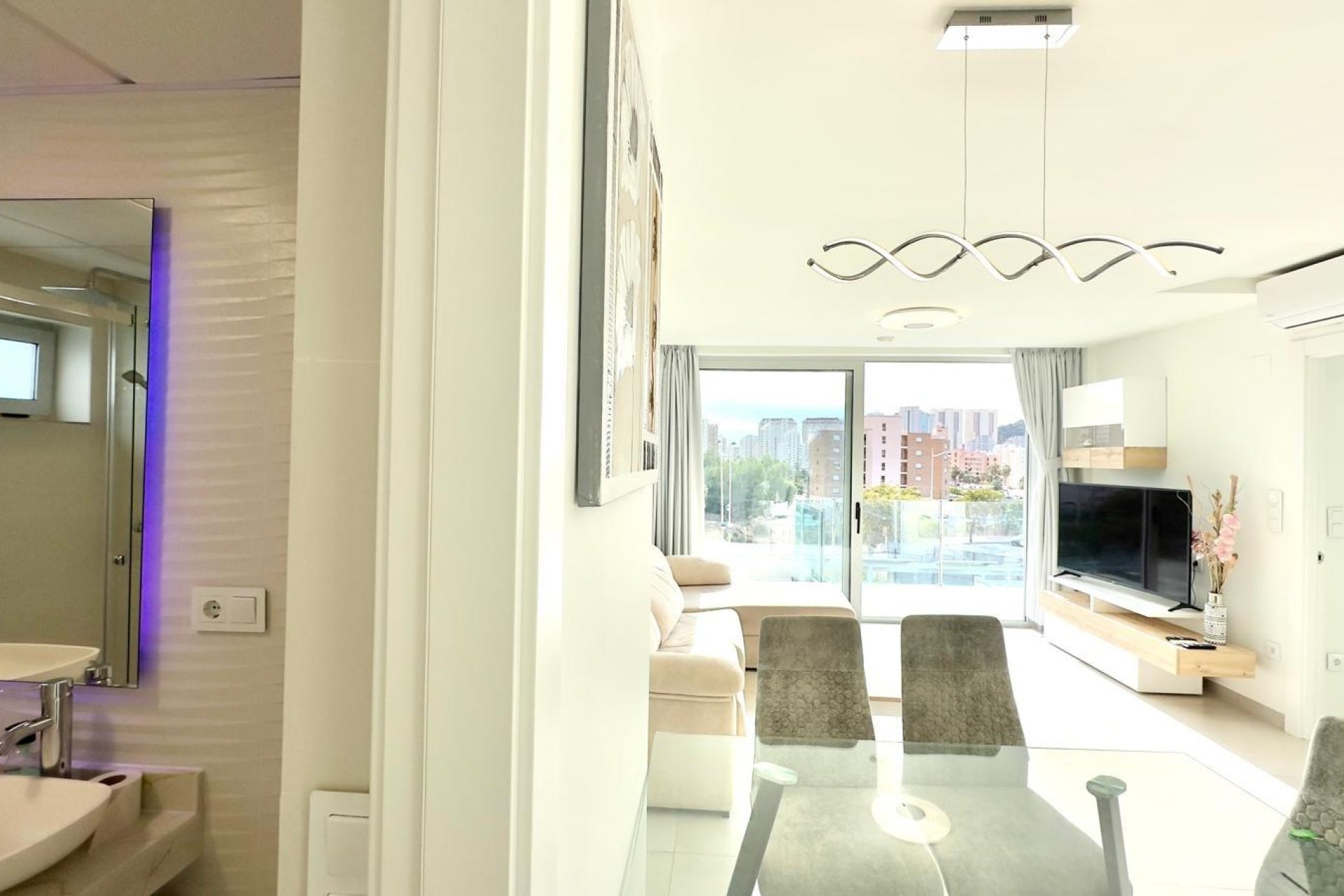 Revânzare - Apartament -
Finestrat