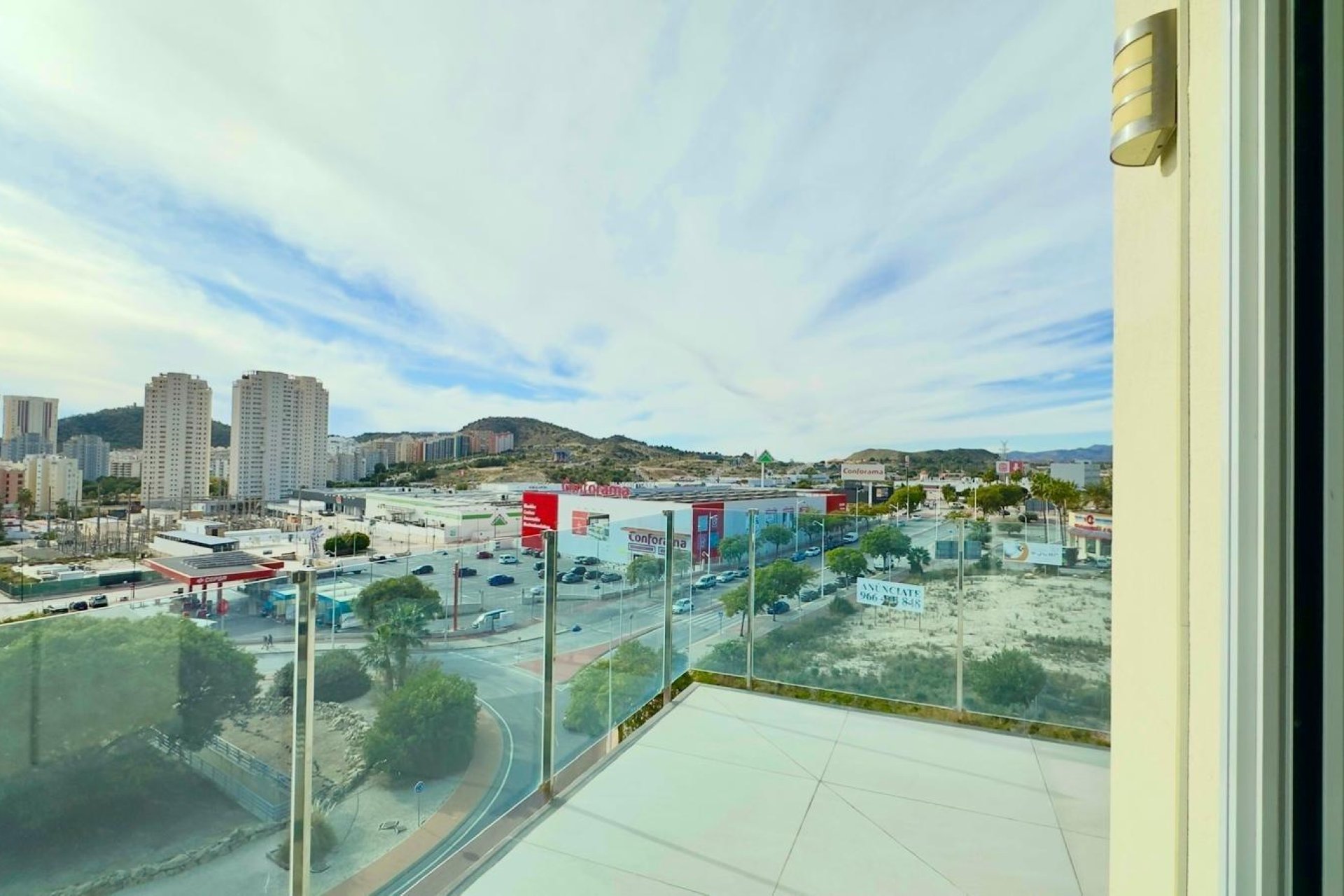 Revânzare - Apartament -
Finestrat