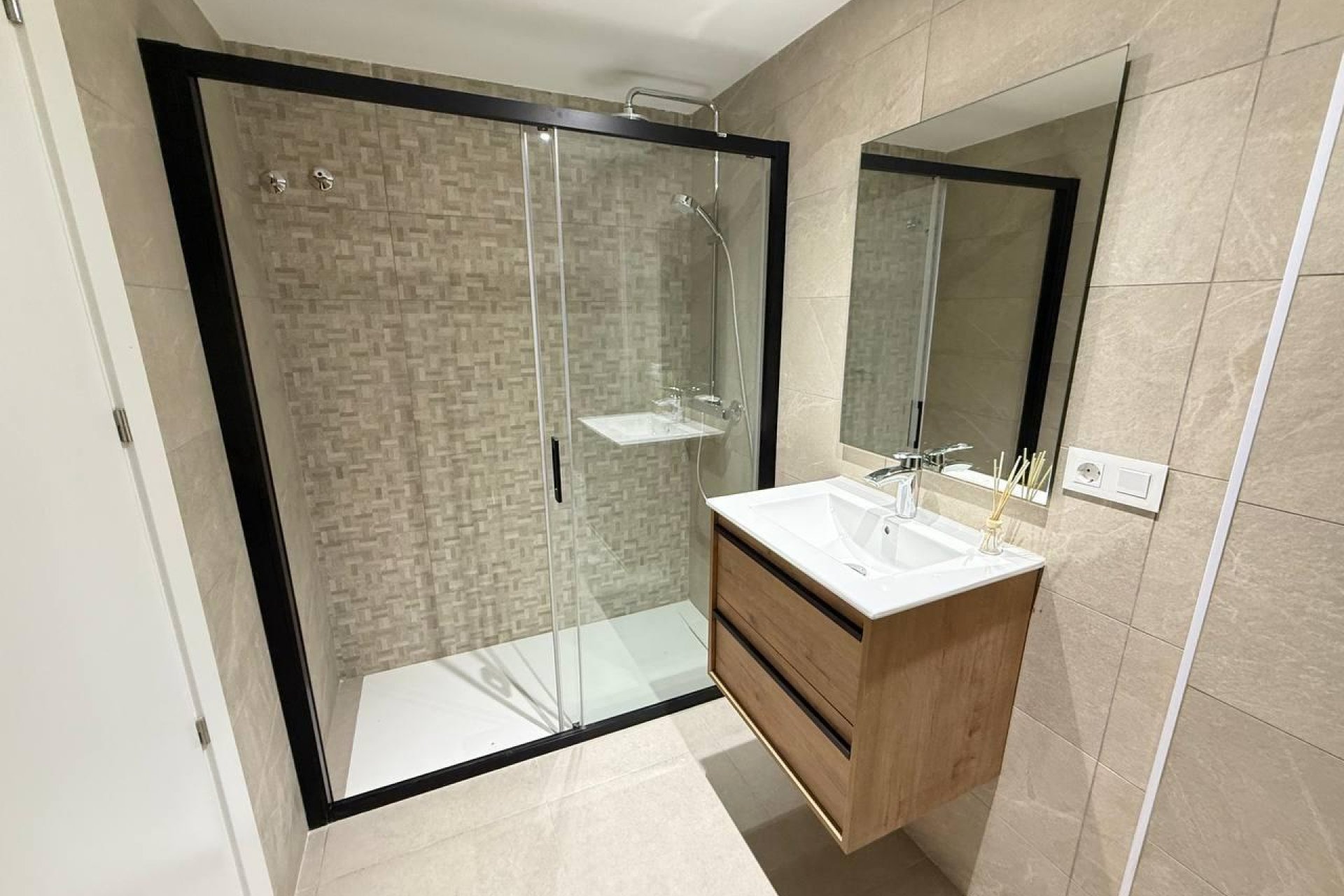 Revânzare - Apartament -
Guardamar del Segura - Parque Sur