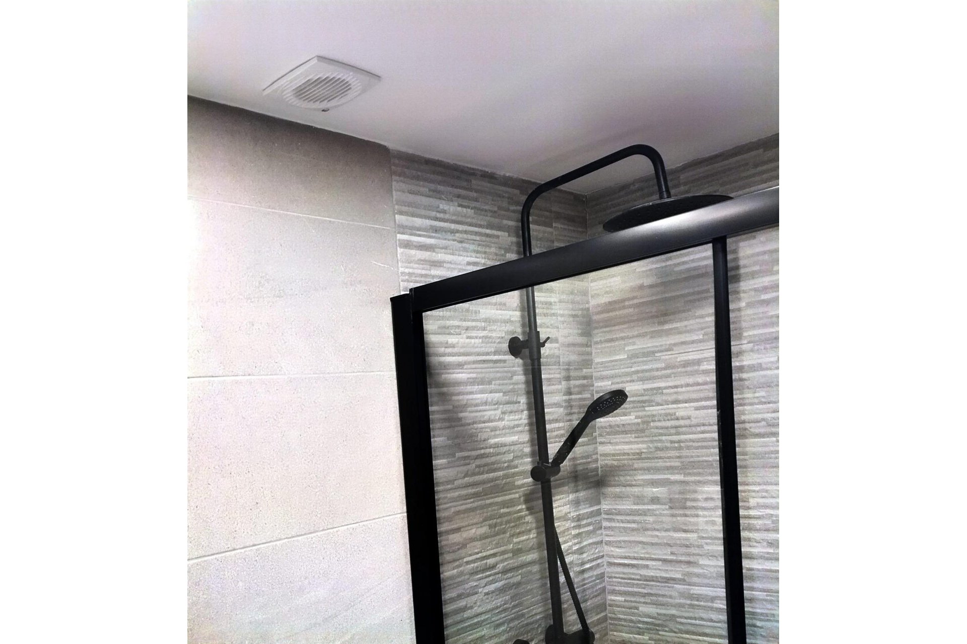 Revânzare - Apartament -
Guardamar del Segura - Pinomar