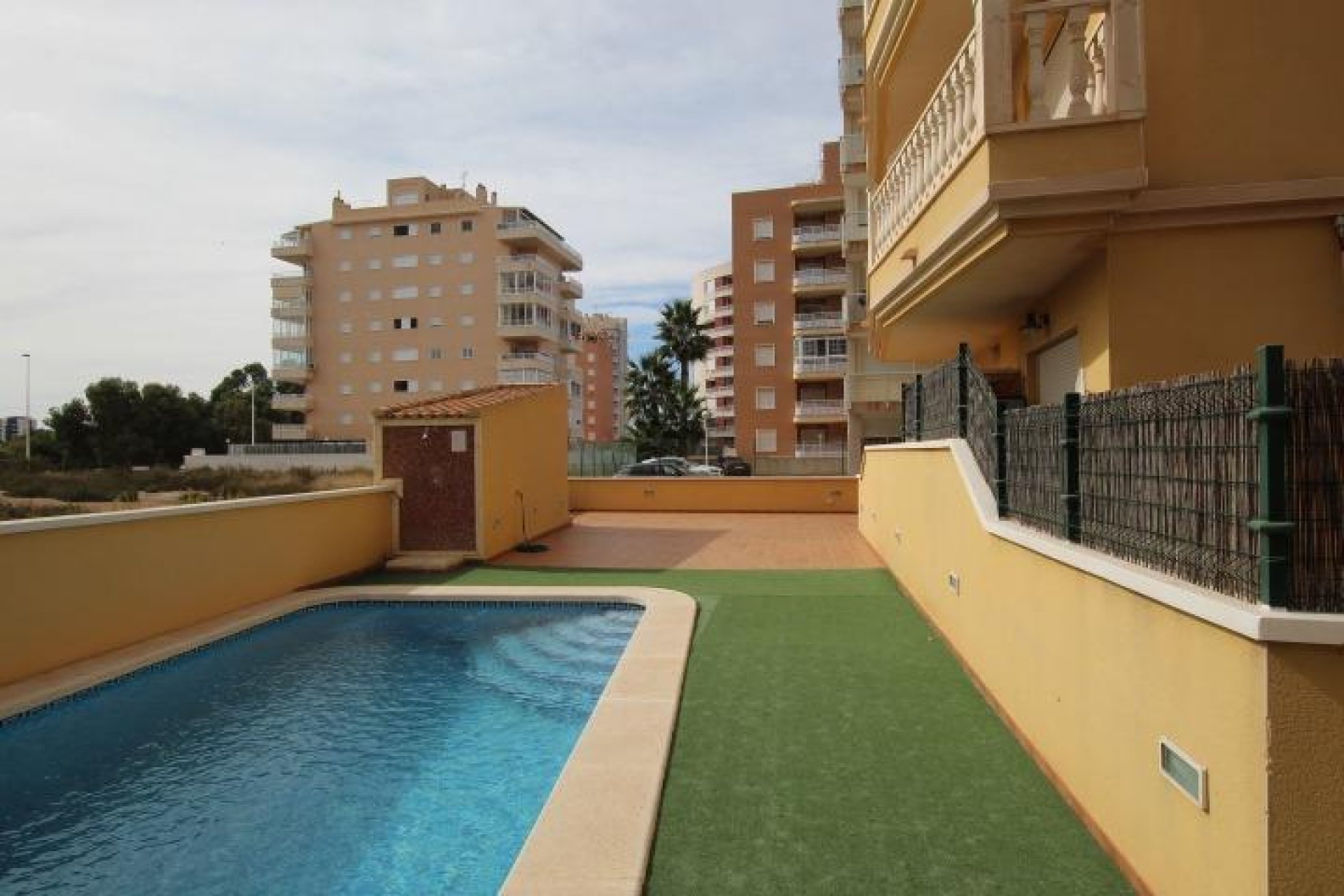 Revânzare - Apartament -
Guardamar del Segura - Puerto Deportivo