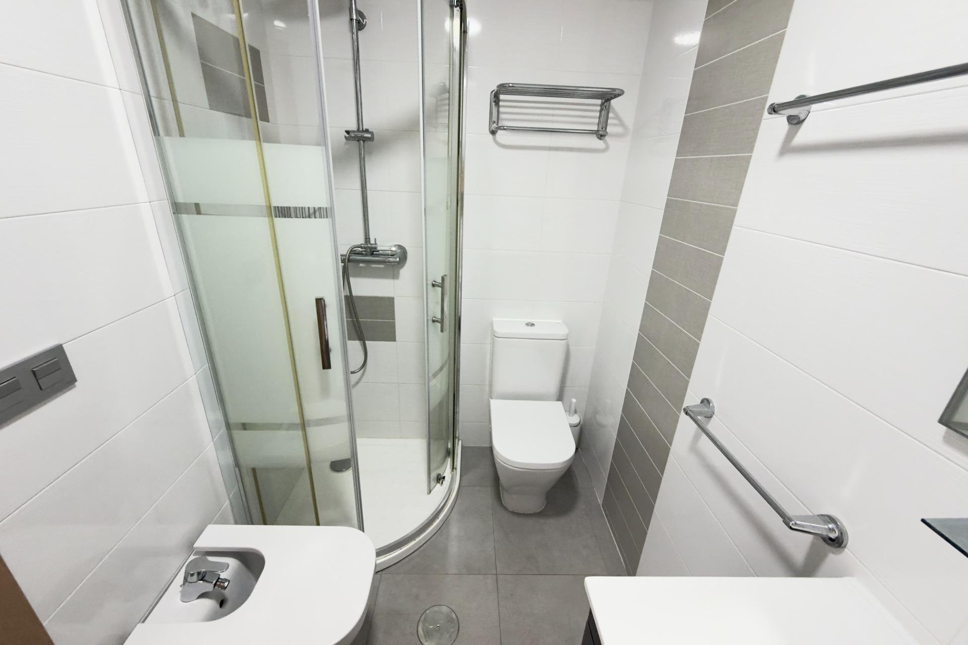 Revânzare - Apartament -
Guardamar del Segura - Urbanizaciones