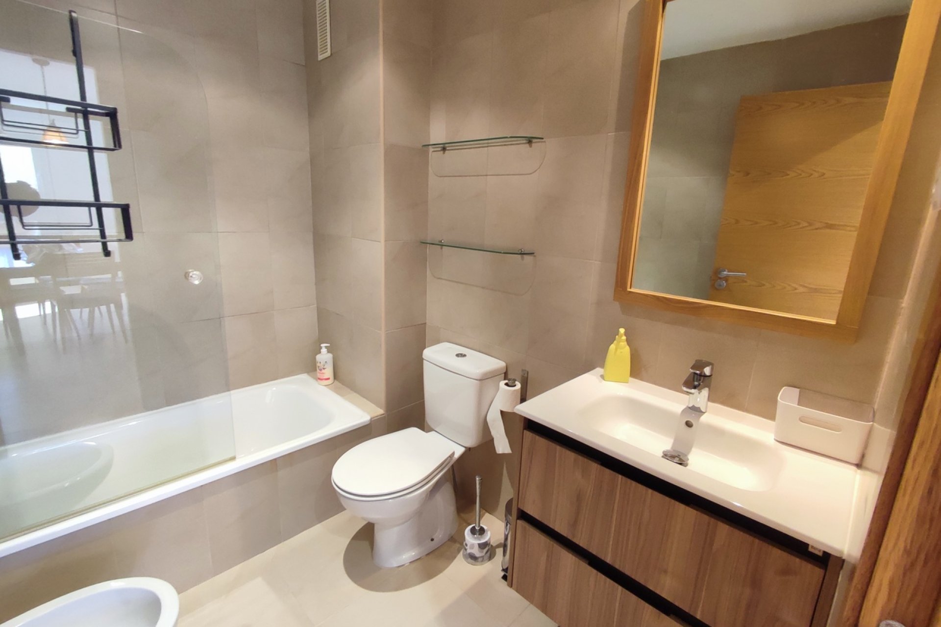 Revânzare - Apartament -
Hacienda Riquelme Golf Resort - Inland