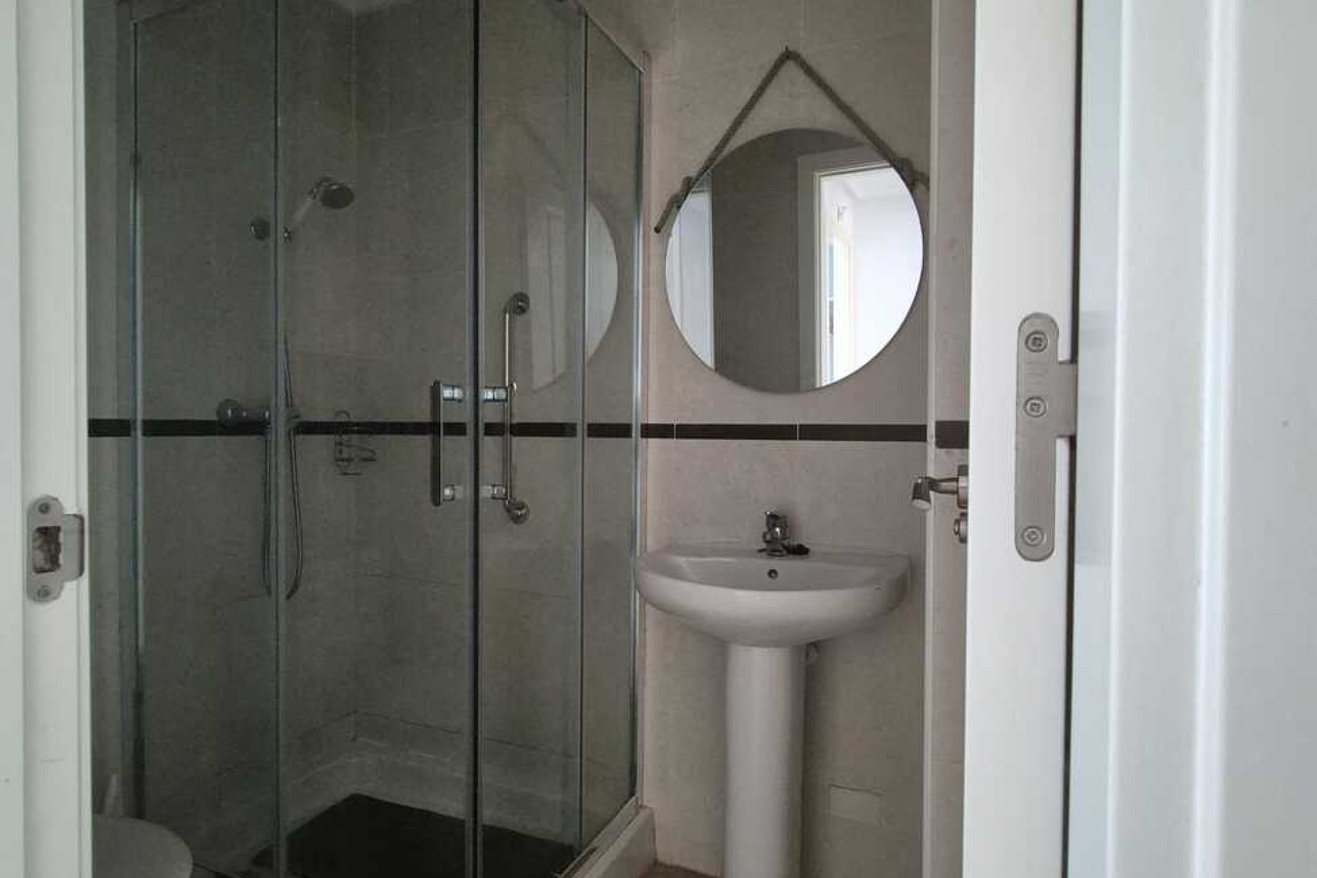 Revânzare - Apartament -
Jacarilla - Costa Blanca