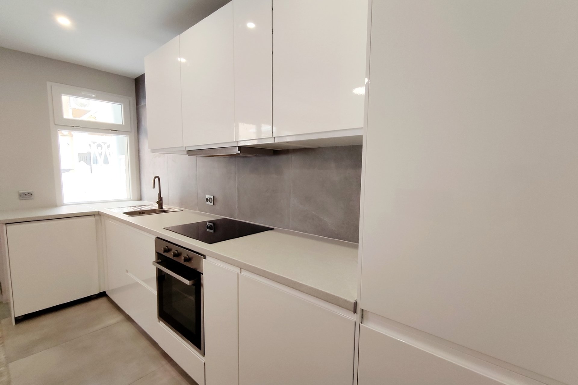 Revânzare - Apartament -
La Mata - Costa Blanca