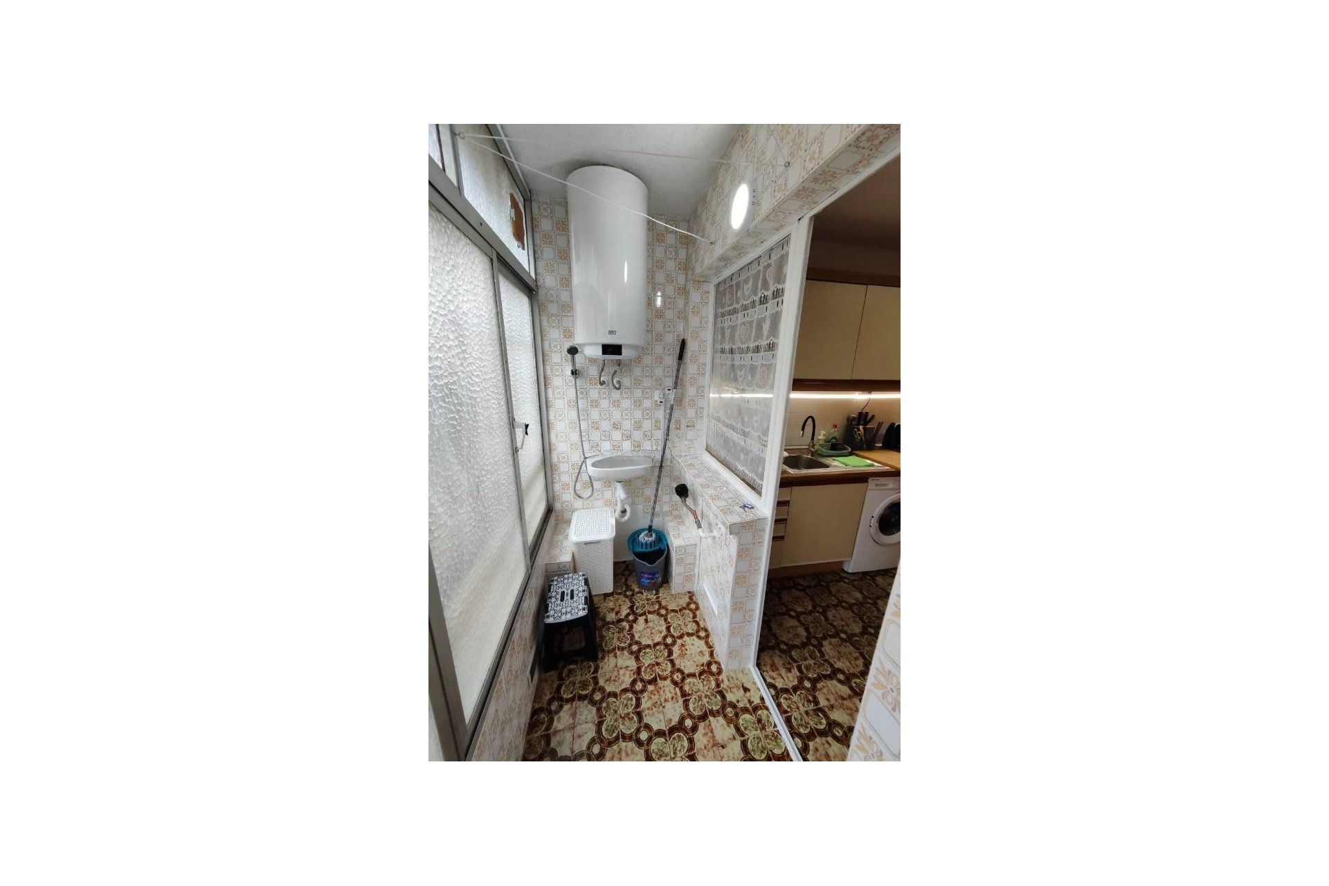 Revânzare - Apartament -
La Romana - Inland