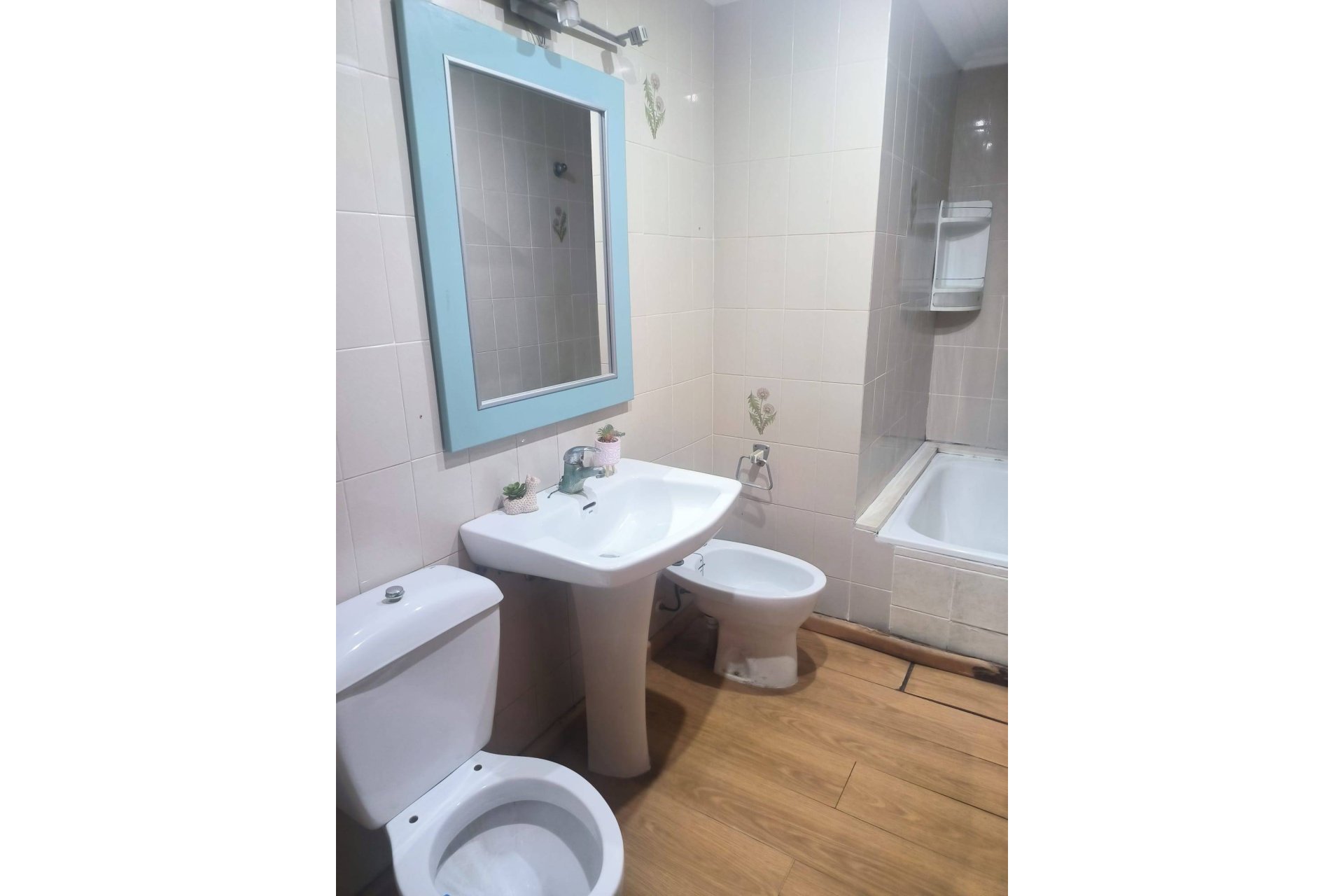 Revânzare - Apartament -
Lo Pagan - La Puntica