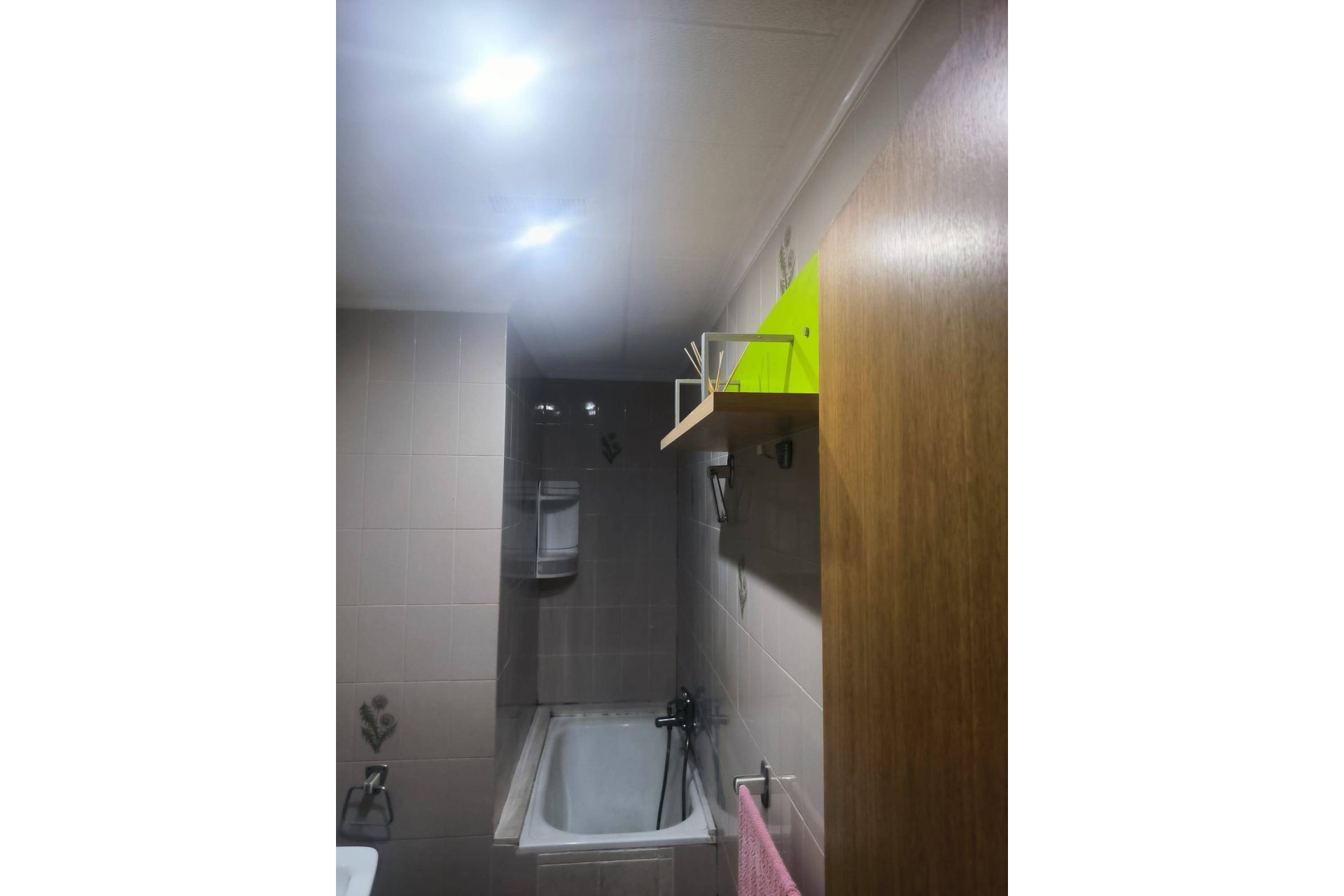 Revânzare - Apartament -
Lo Pagan - La Puntica